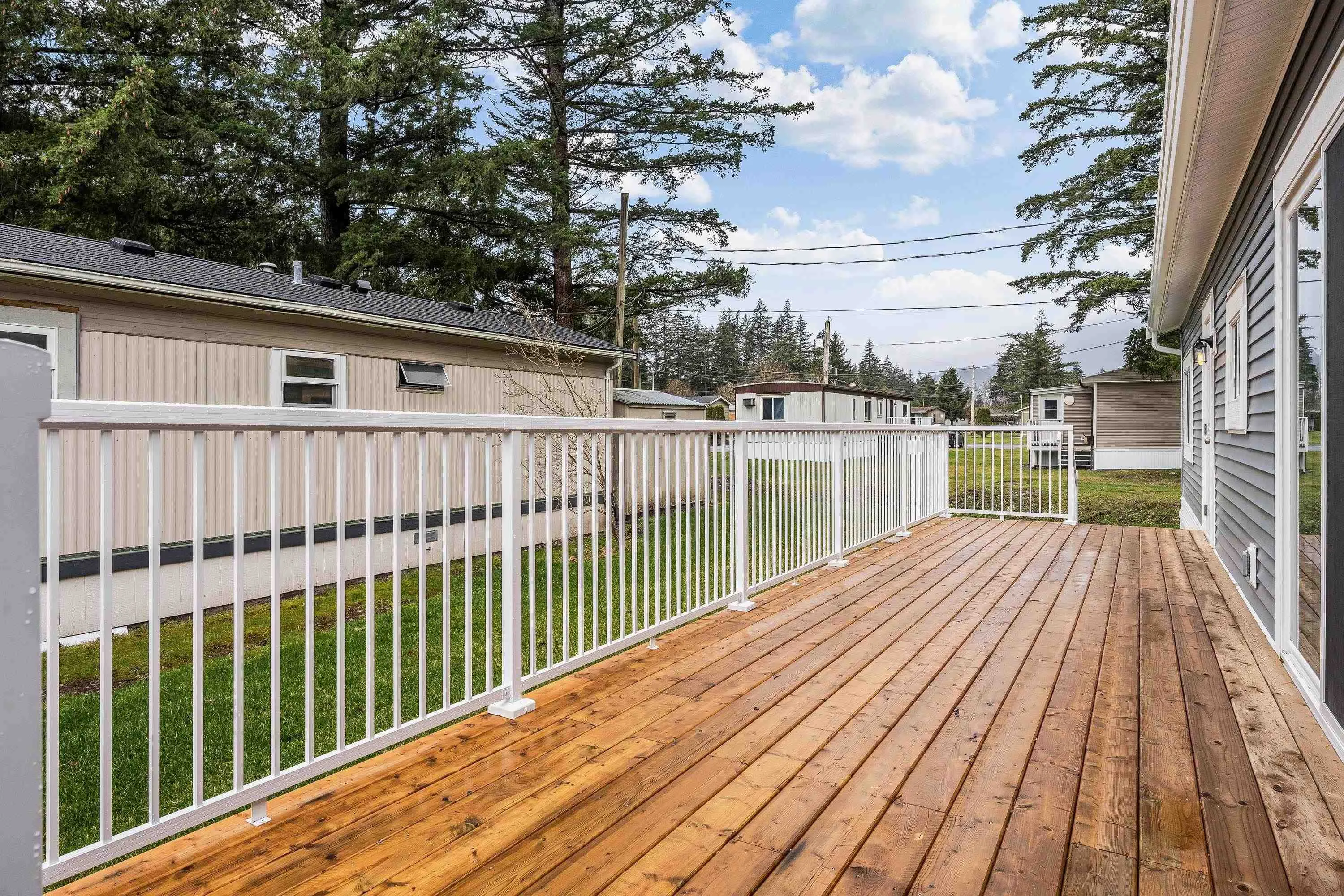 56 65367 Kawkawa Lake Road