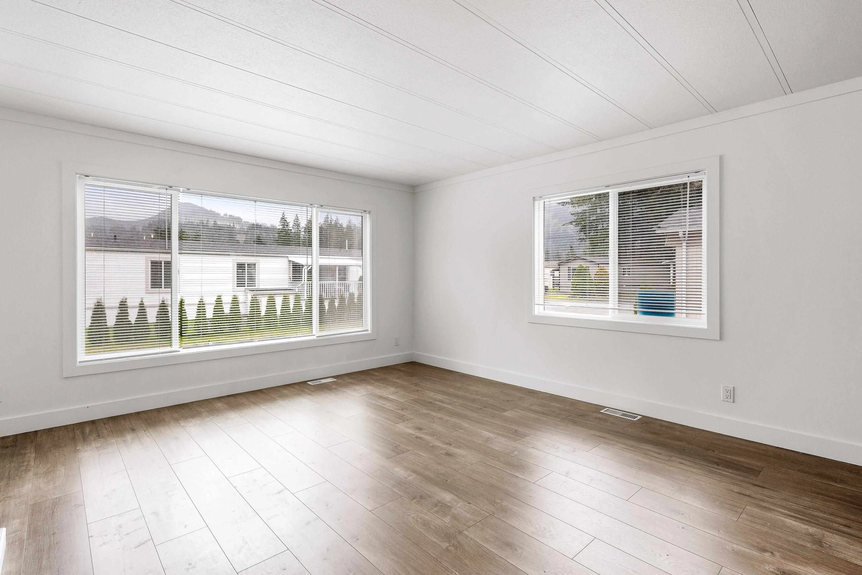 56 65367 Kawkawa Lake Road