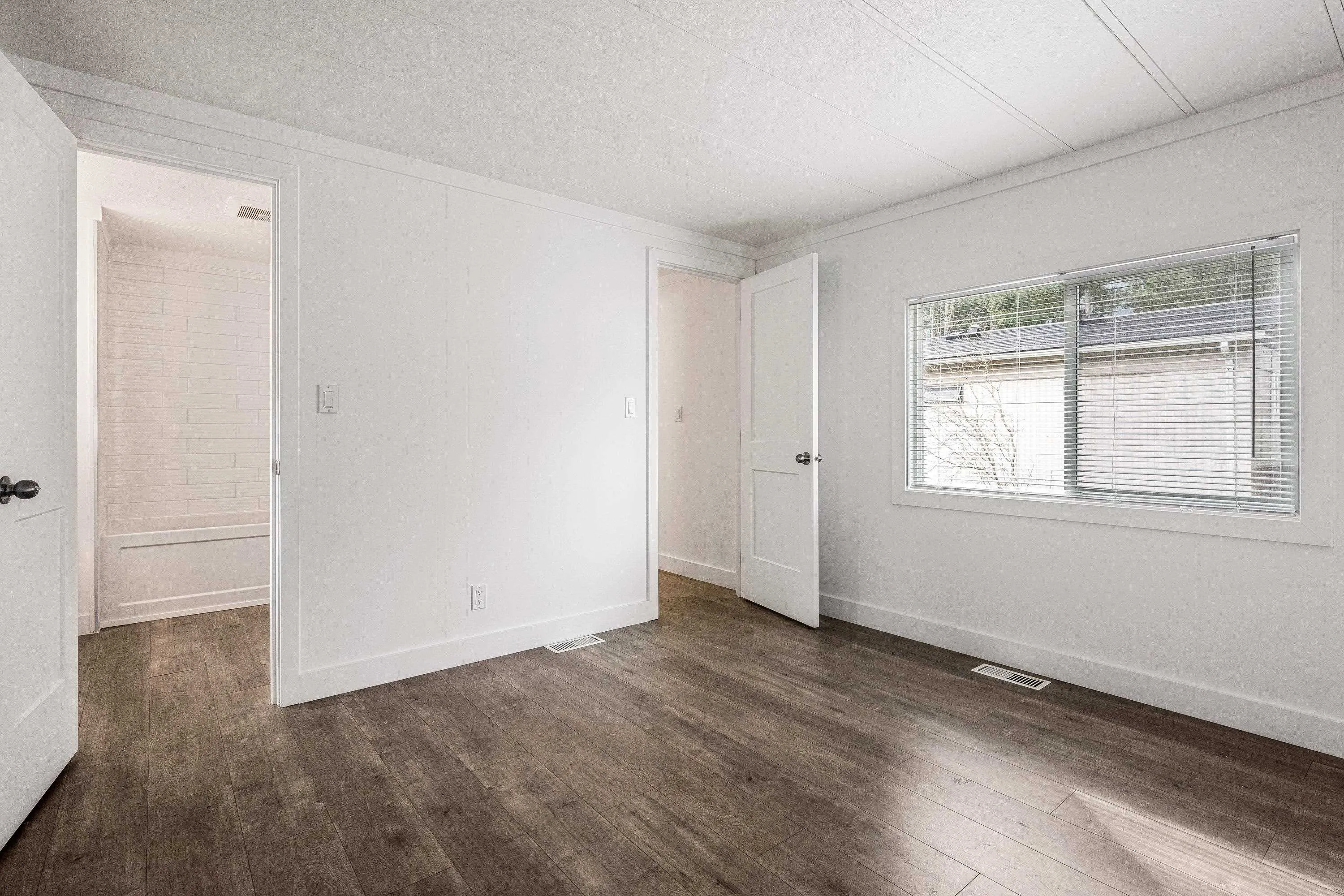 56 65367 Kawkawa Lake Road