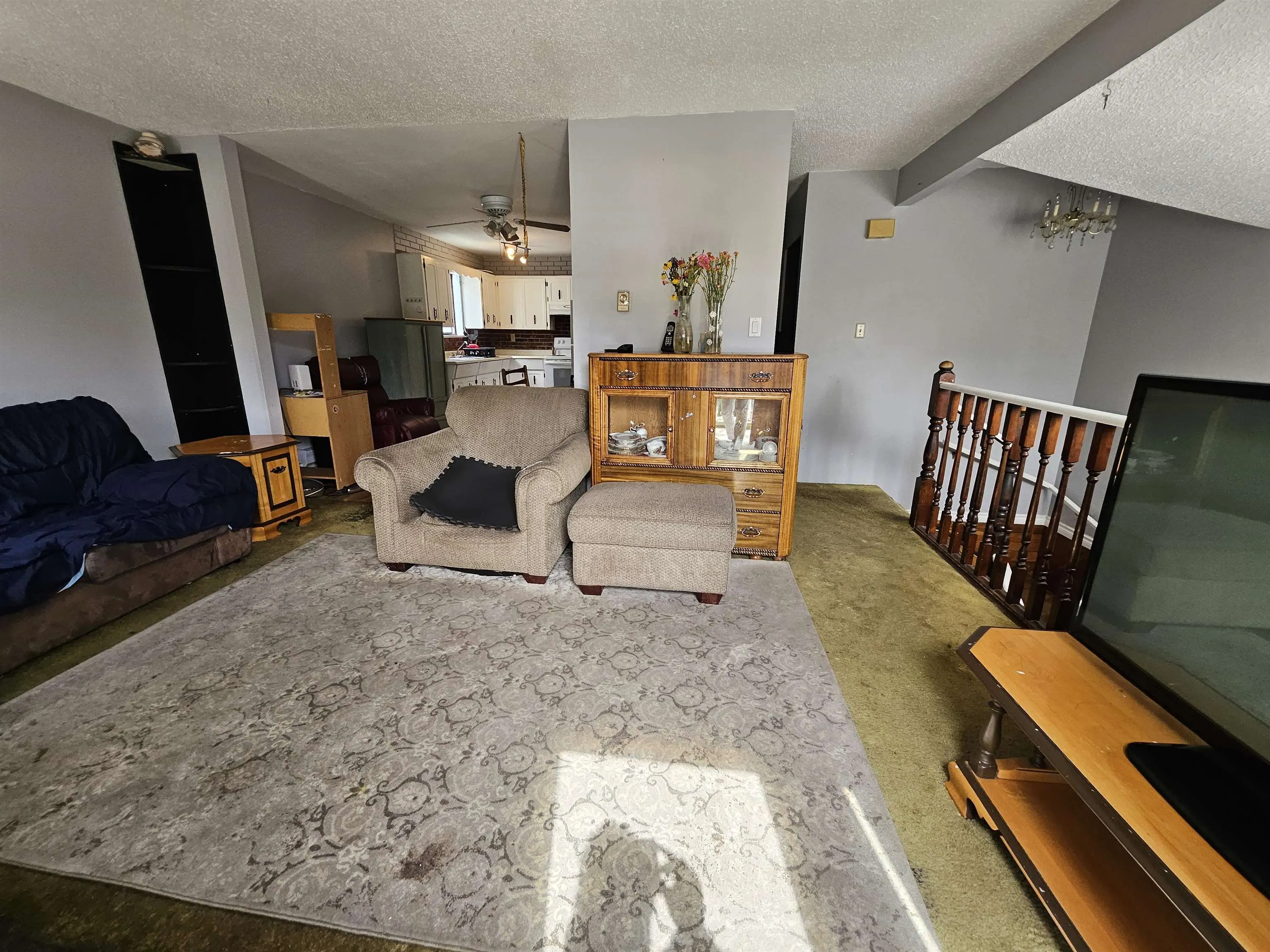 205 Davis Crescent