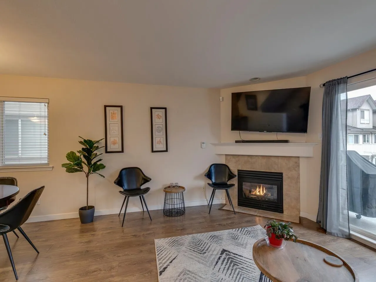 15 22788 Norton Court
