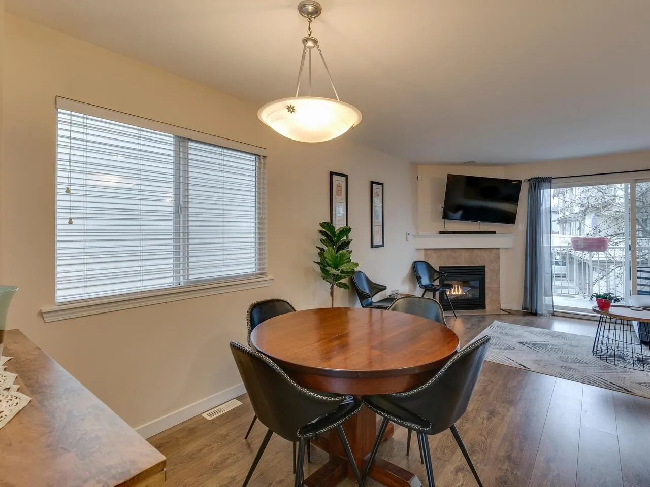 15 22788 Norton Court
