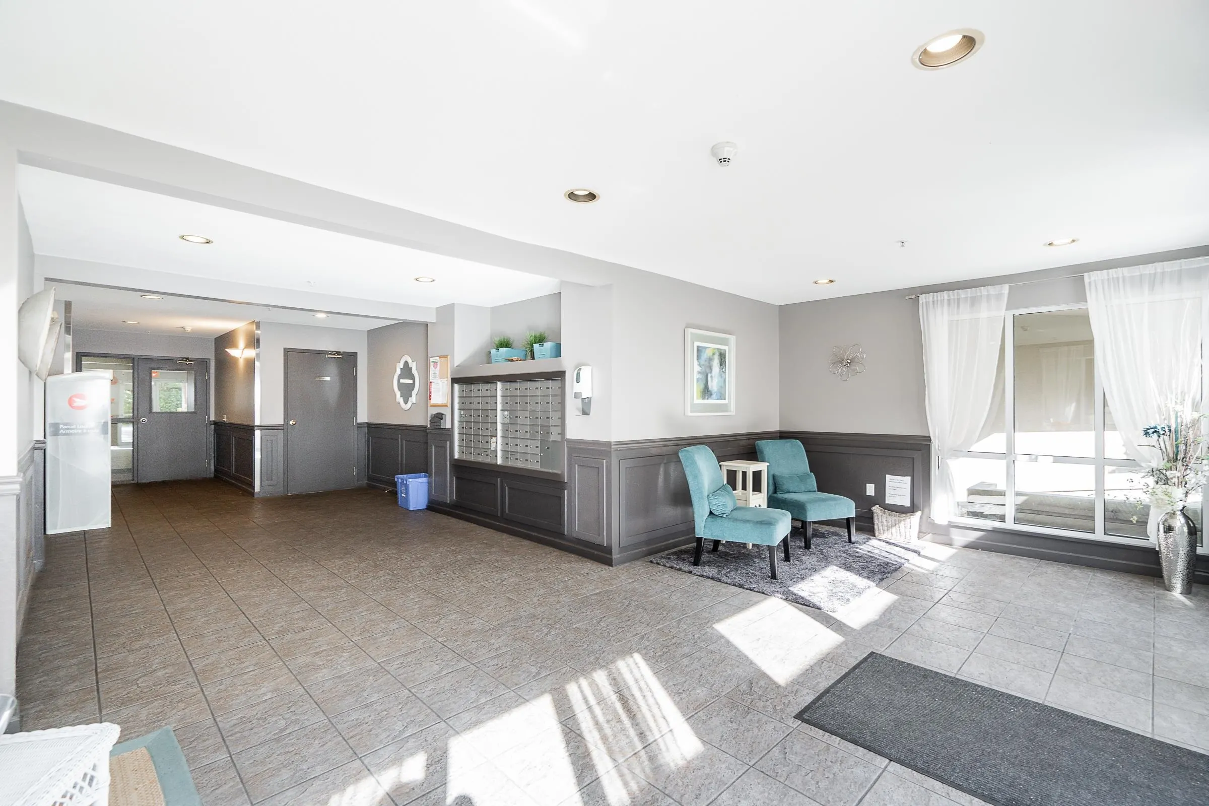 403 2559 Parkview Lane