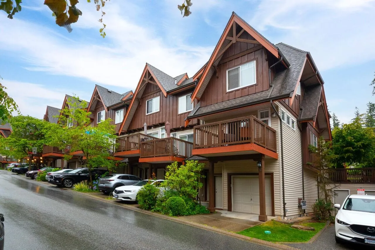 52 2000 Panorama Drive