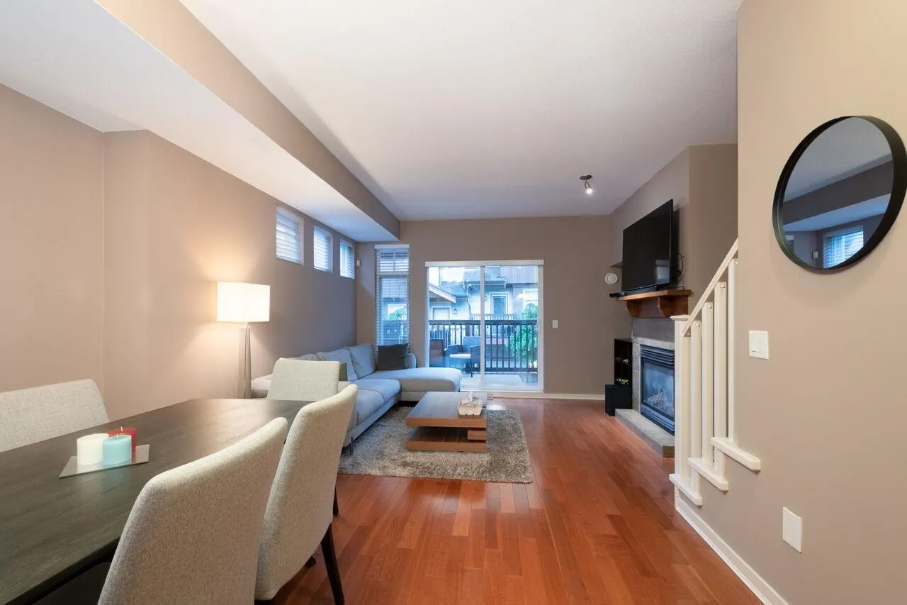 52 2000 Panorama Drive