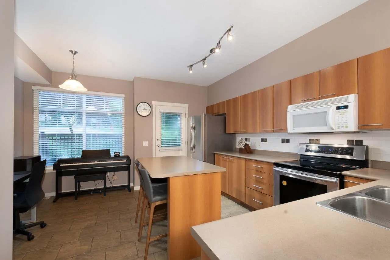 52 2000 Panorama Drive