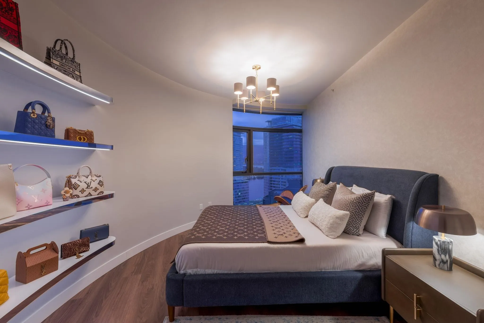 3006 838 W Hastings Street