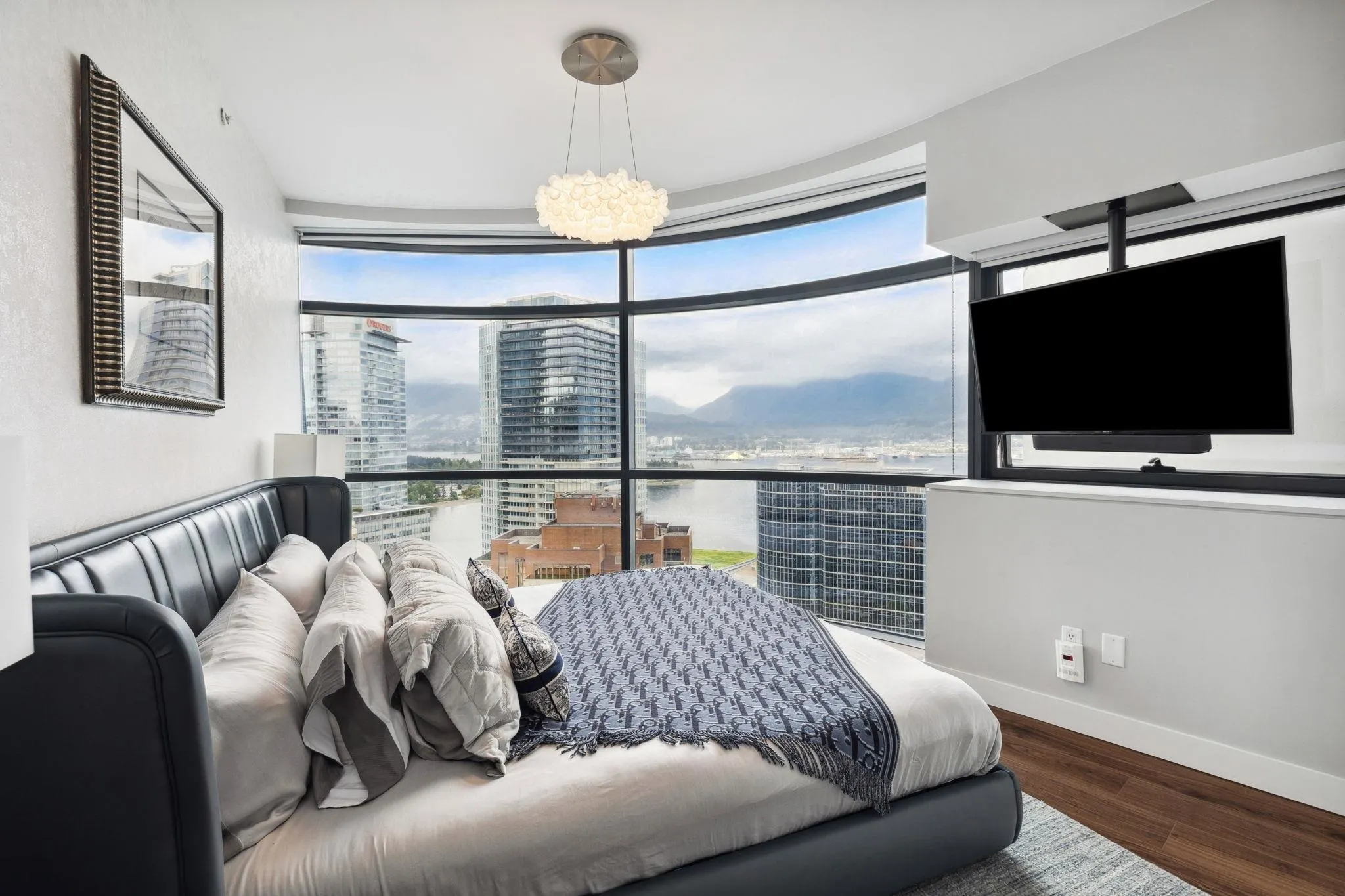 3006 838 W Hastings Street