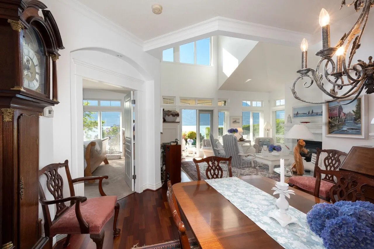 15 Beach Drive