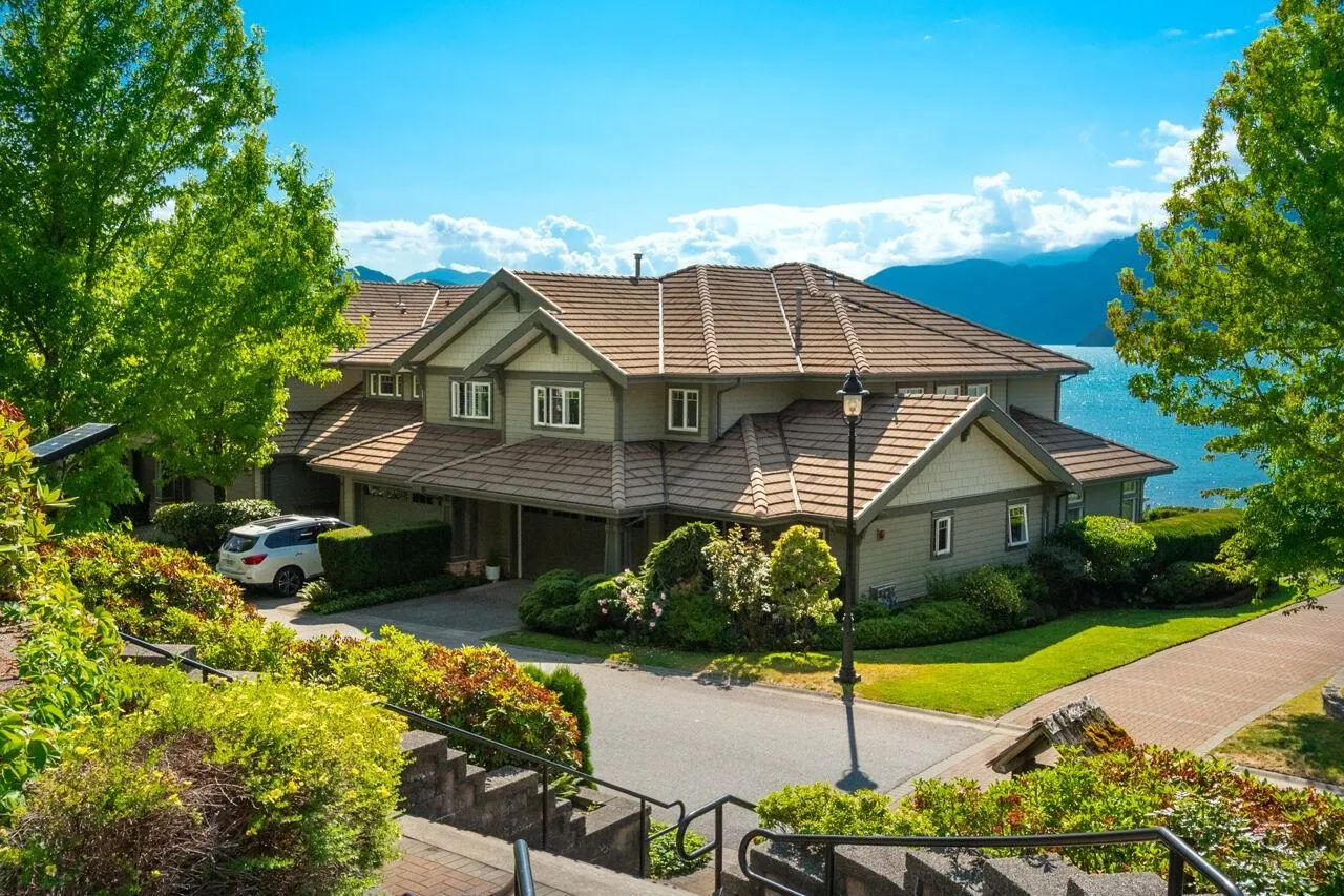 15 Beach Drive