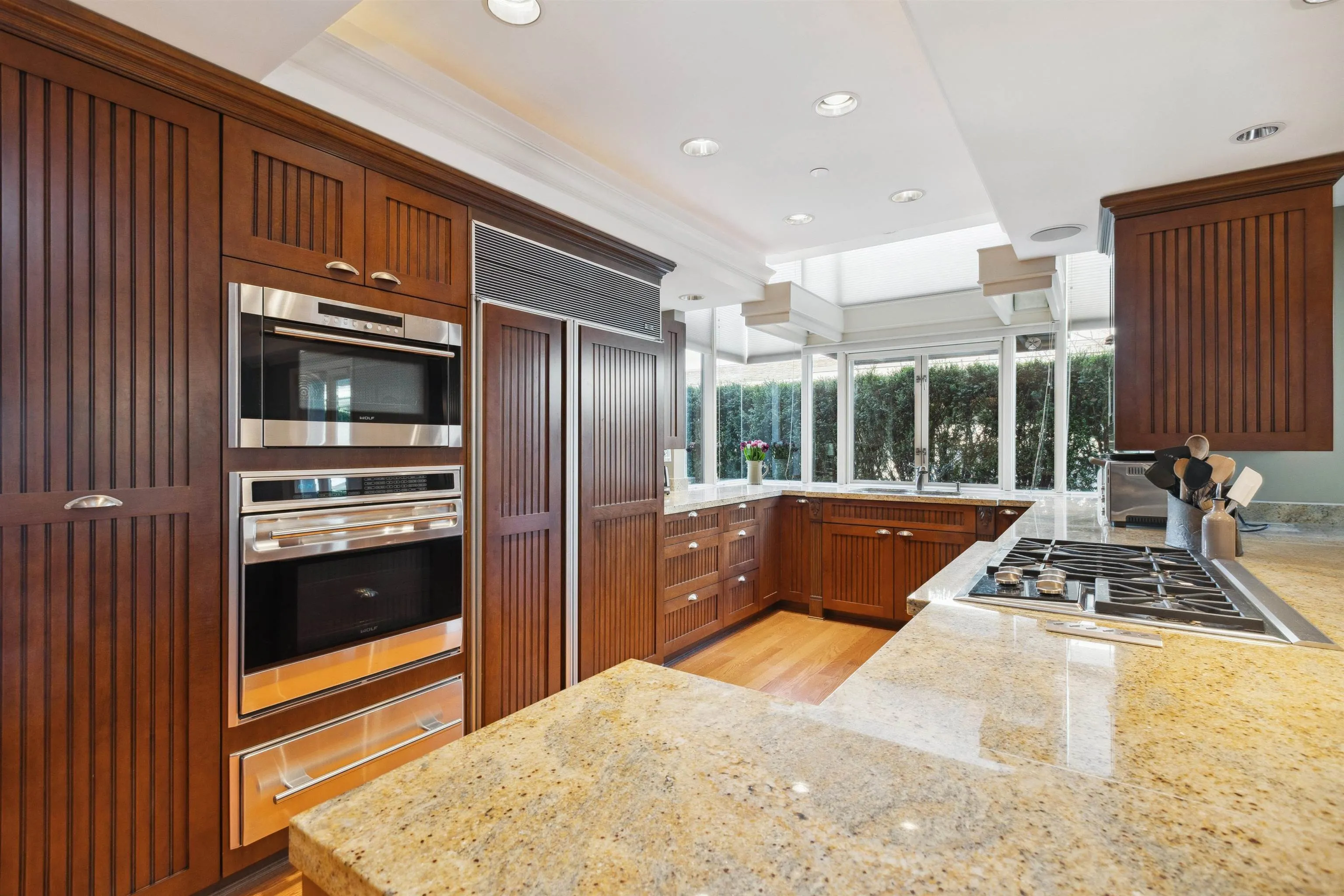 2406 Bellevue Avenue