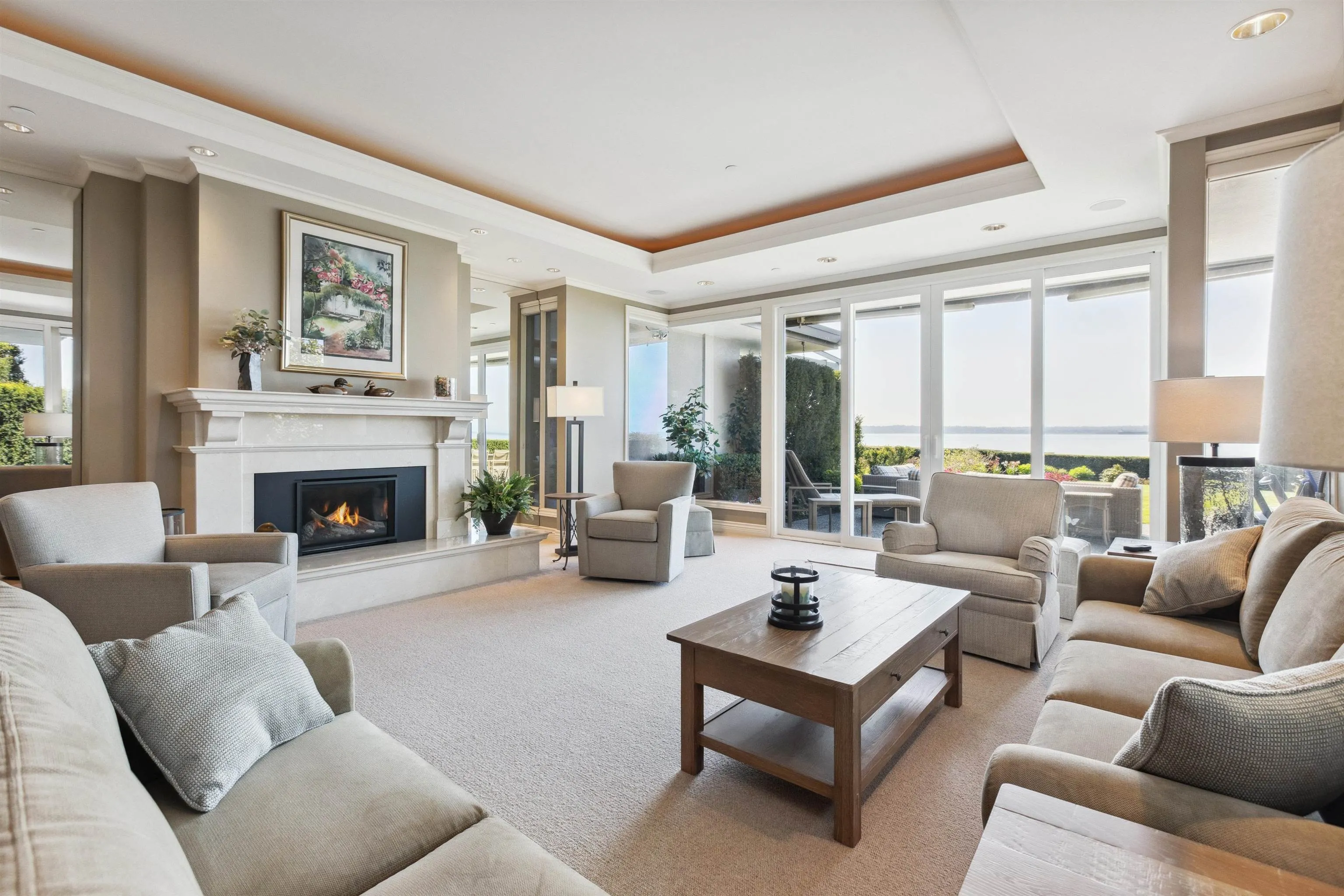2406 Bellevue Avenue