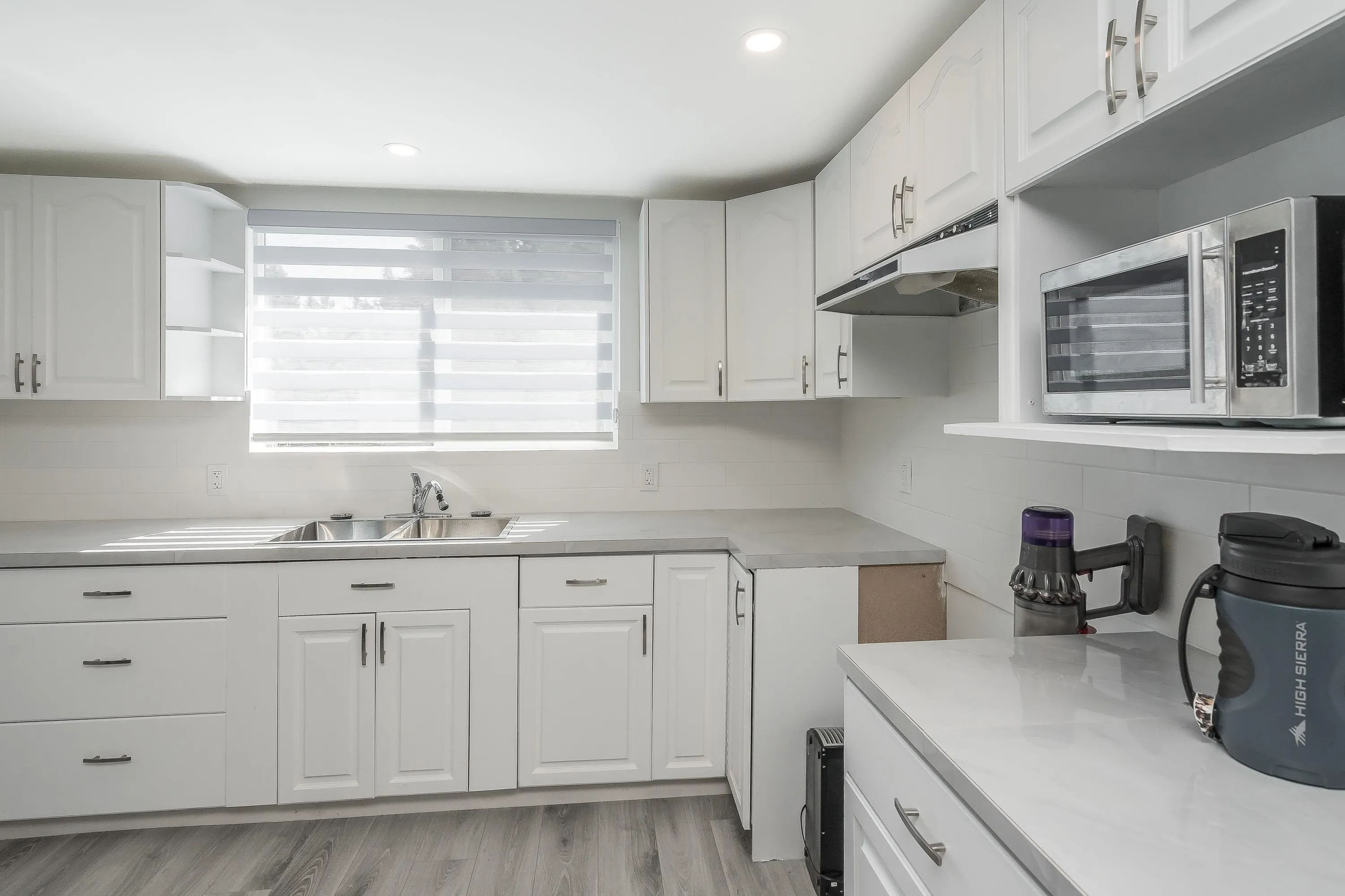 9 3031 200 Street