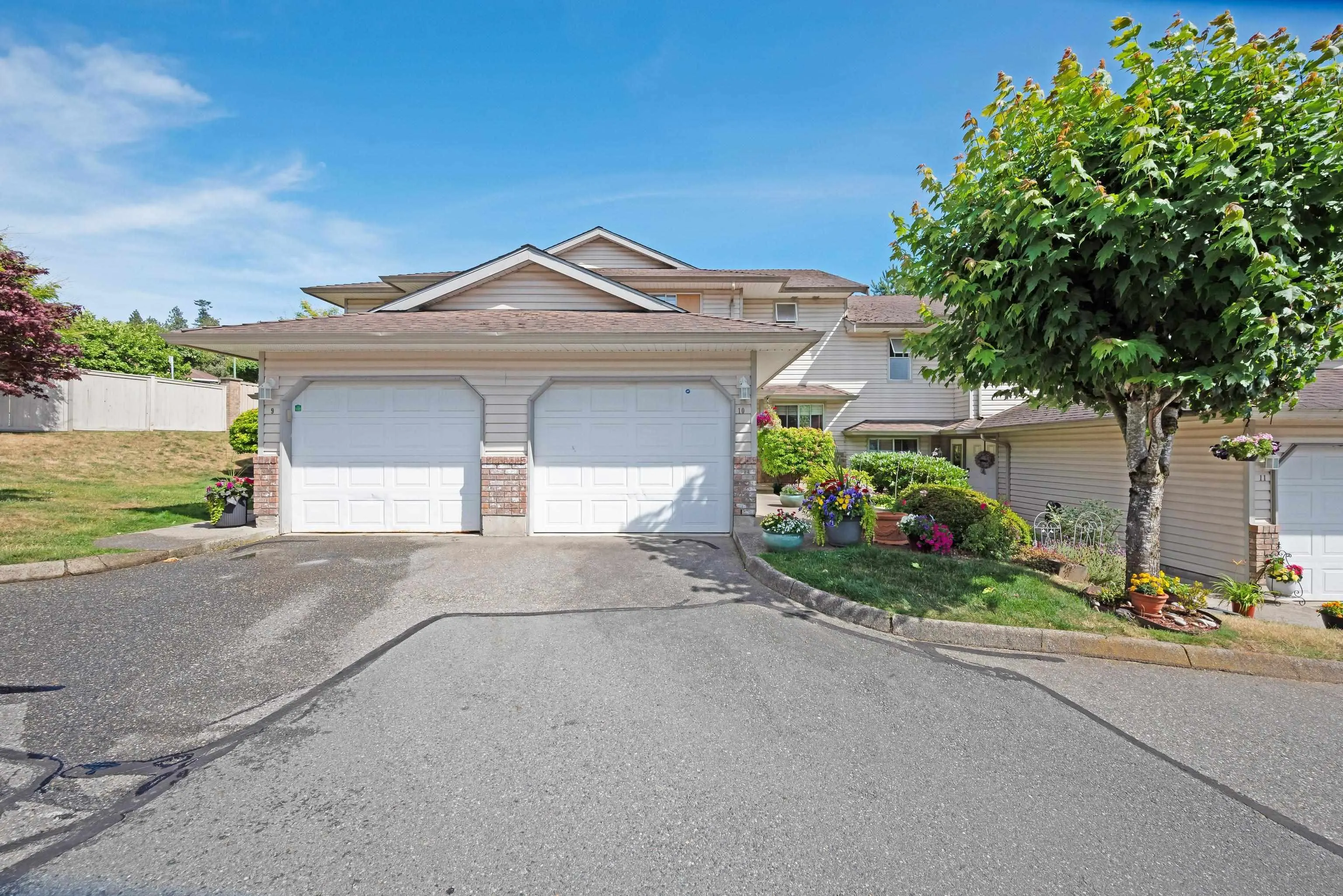 10 2023 Winfield Drive