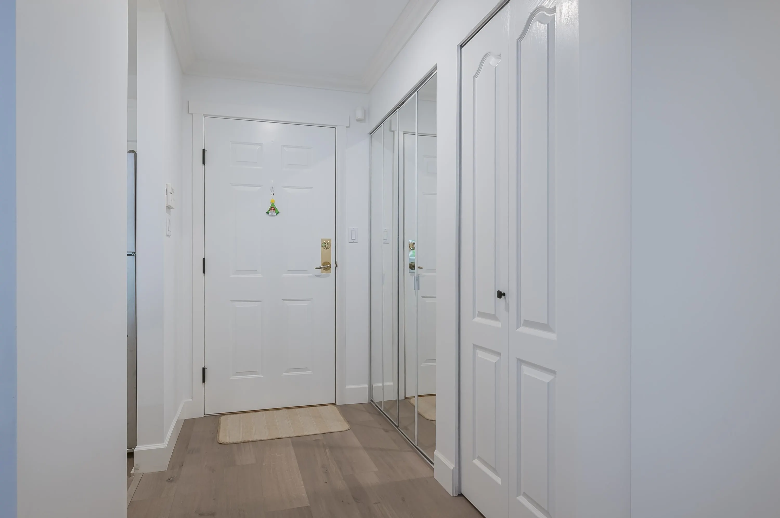 311 1588 Best Street
