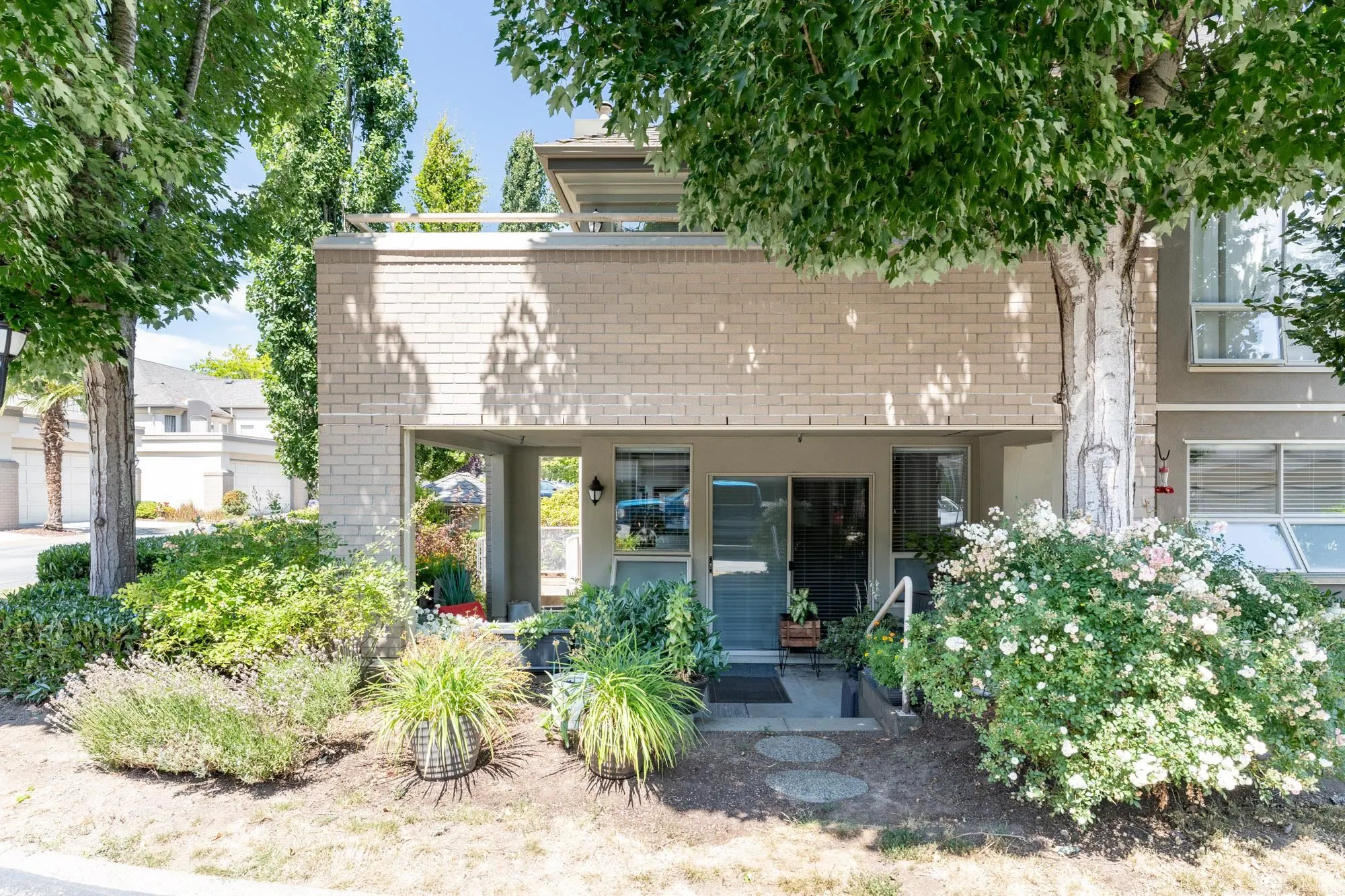 109S 1100 56 Street