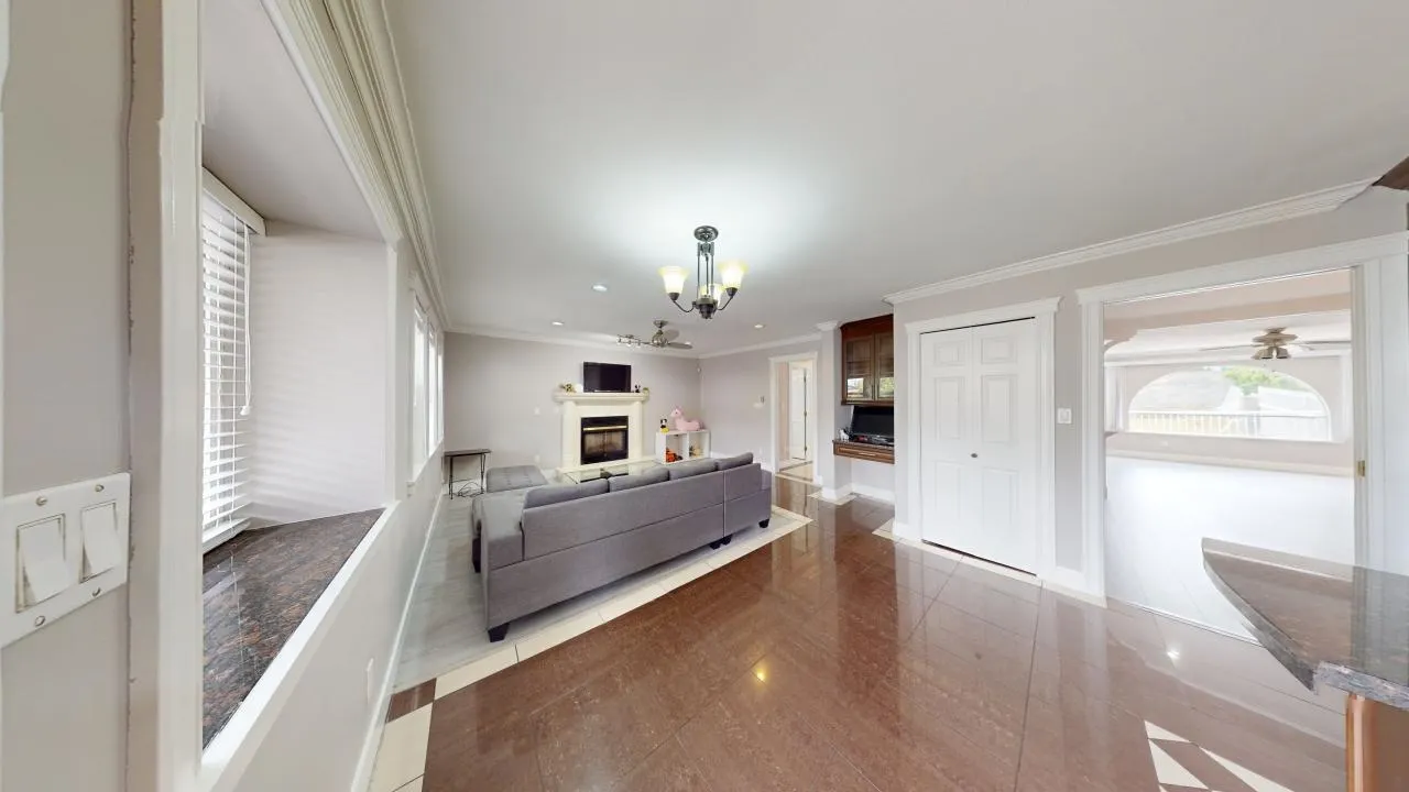 7563 Cariboo Road