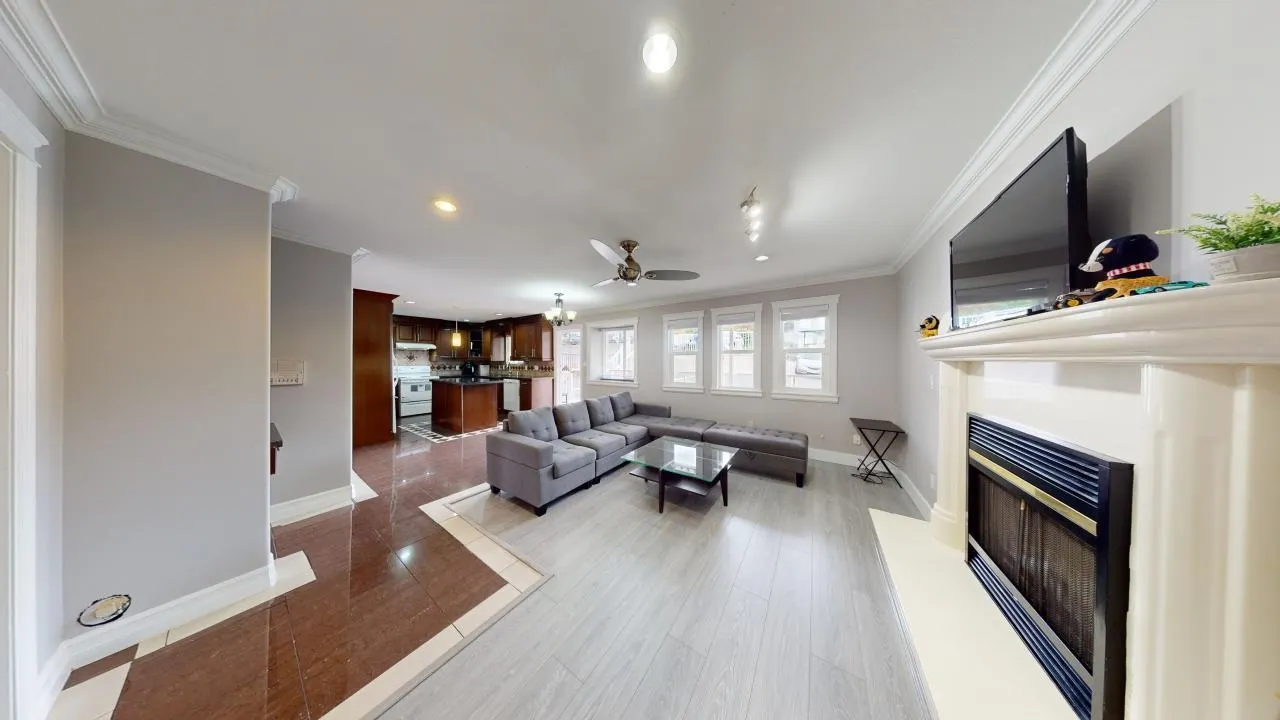 7563 Cariboo Road