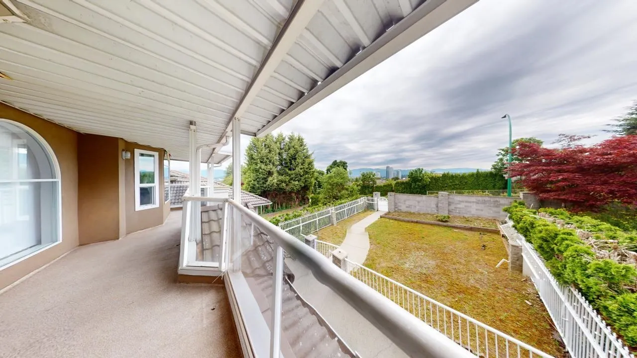 7563 Cariboo Road