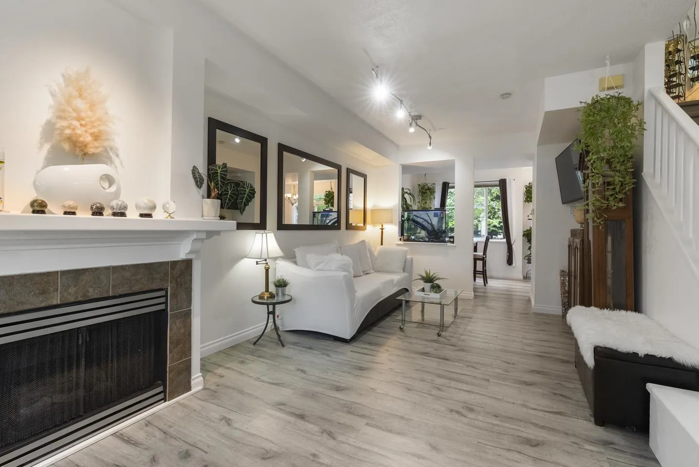 7 6445 Rosebury Lane