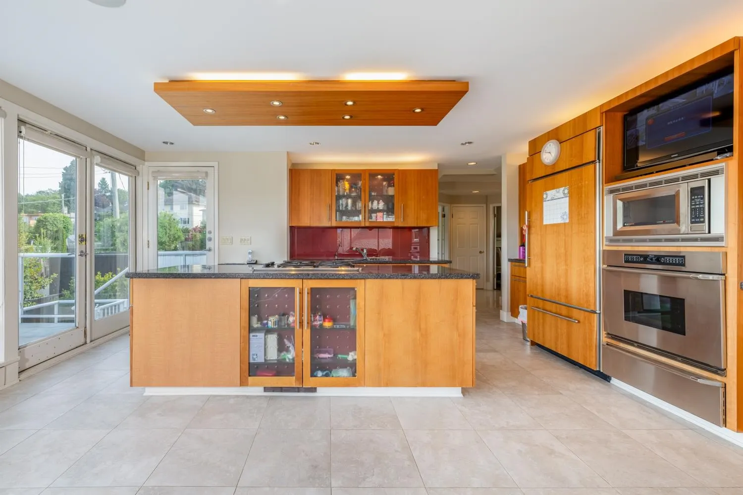 4389 Locarno Crescent