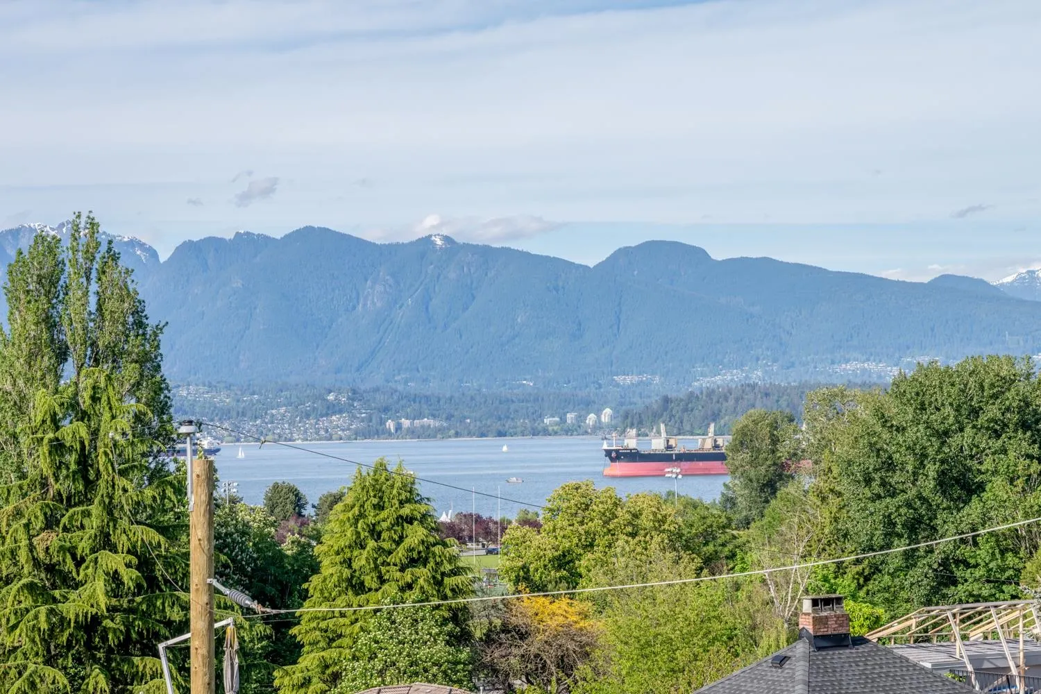 4389 Locarno Crescent