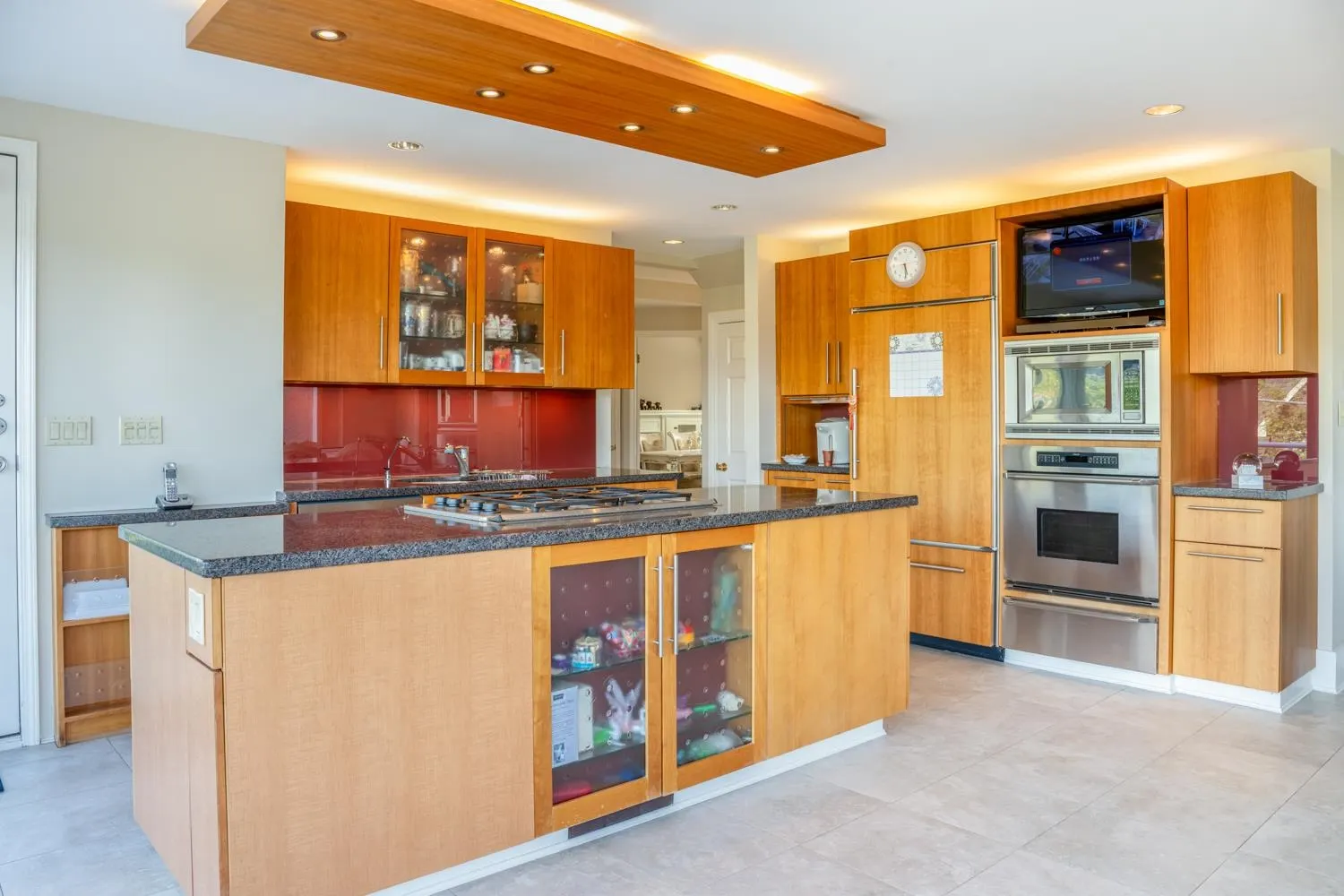 4389 Locarno Crescent