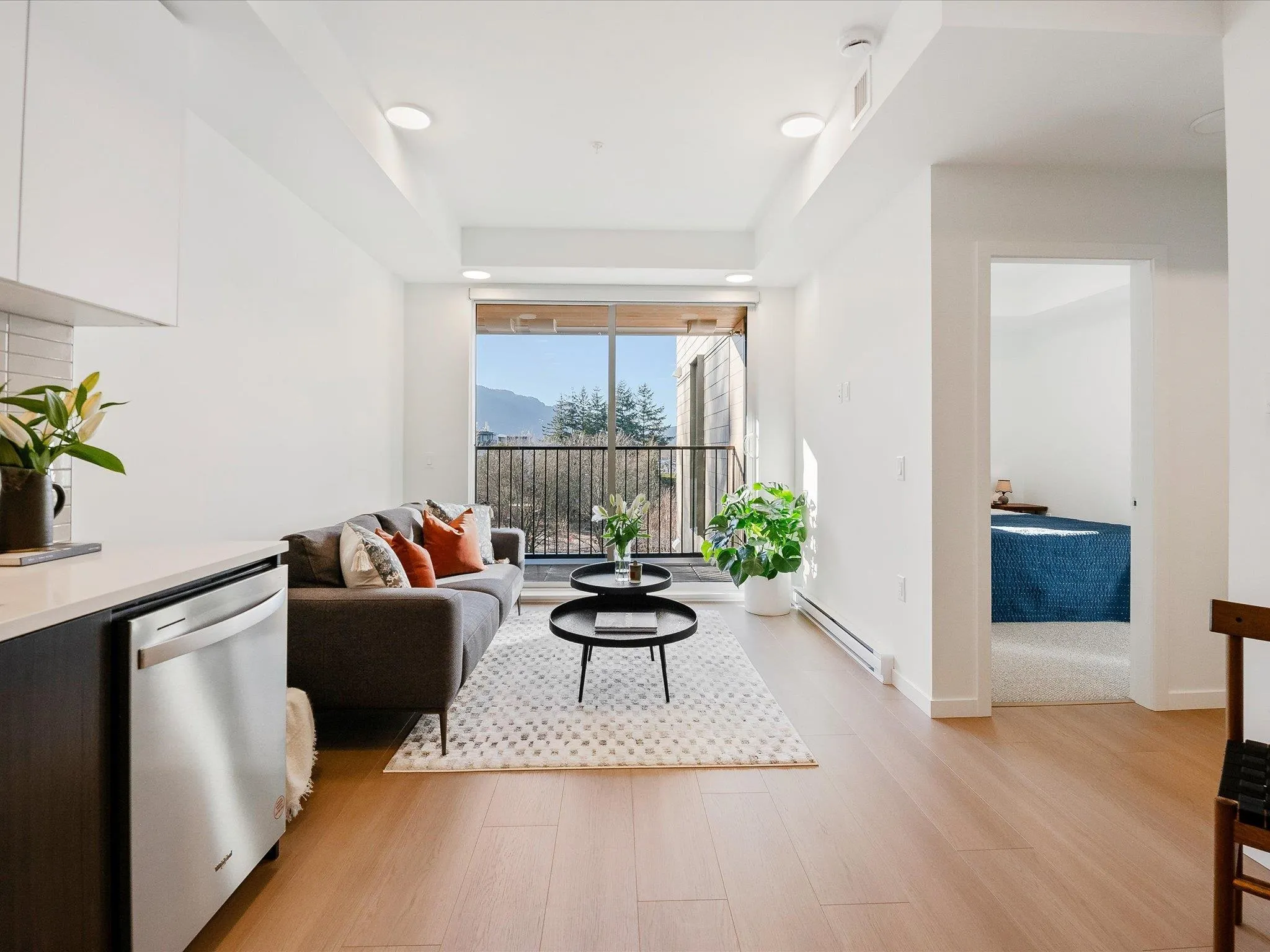 504 37994 Second Avenue