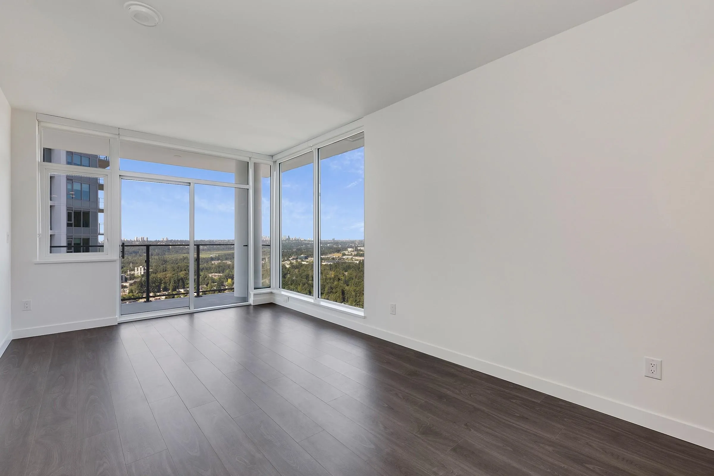 2707 518 Clarke Road