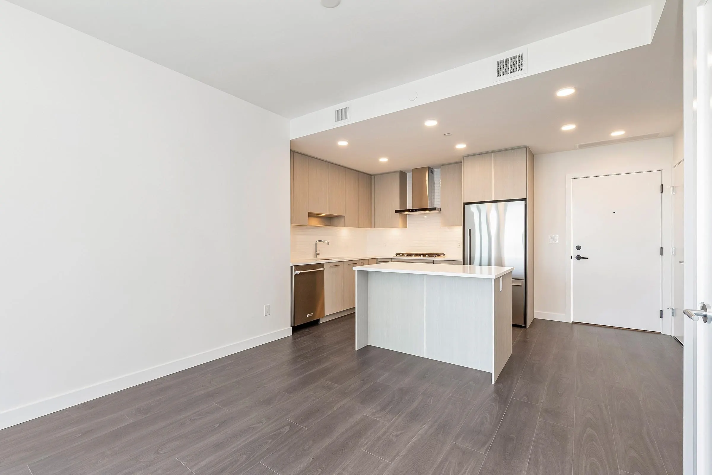 2707 518 Clarke Road