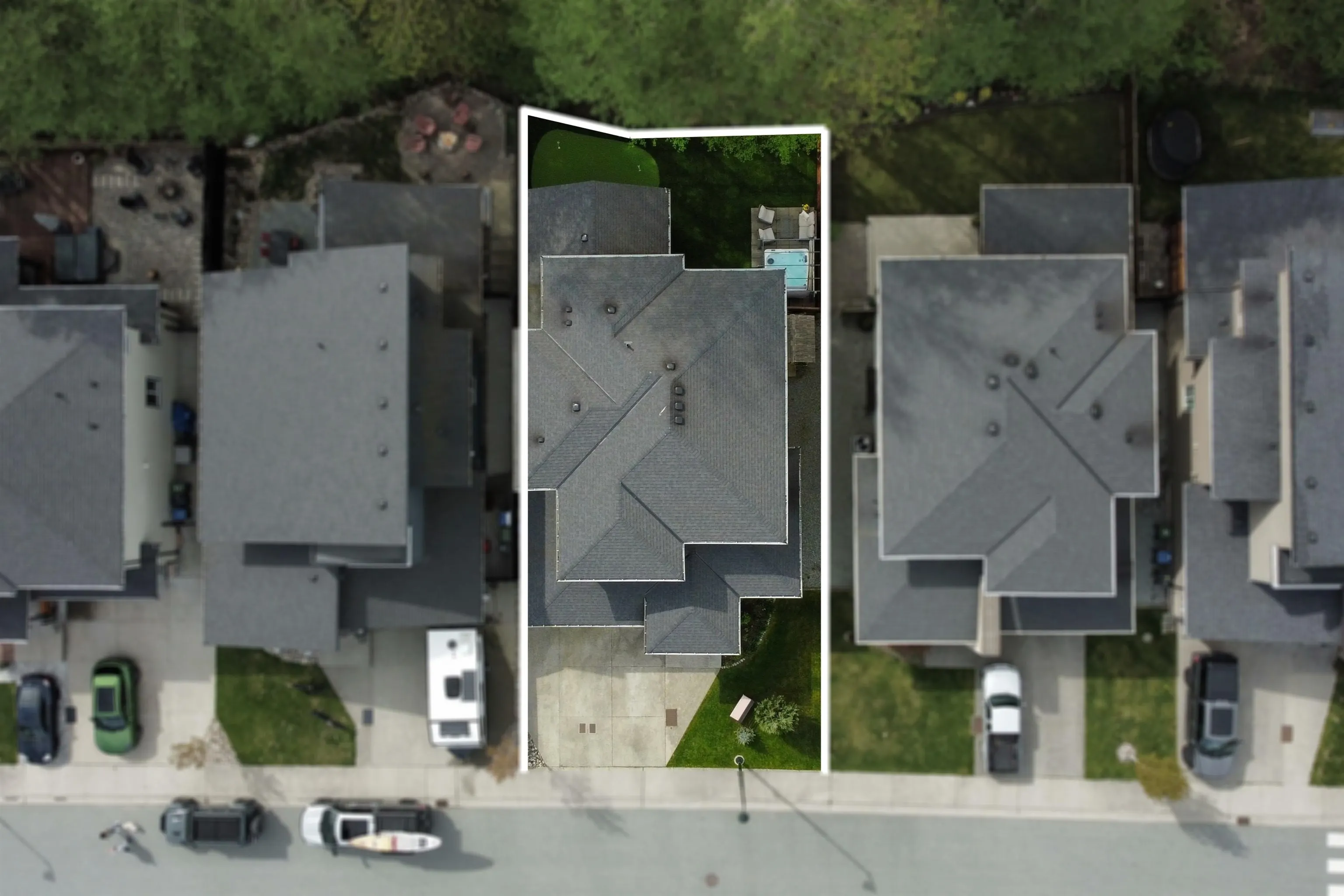 39253 Falcon Crescent