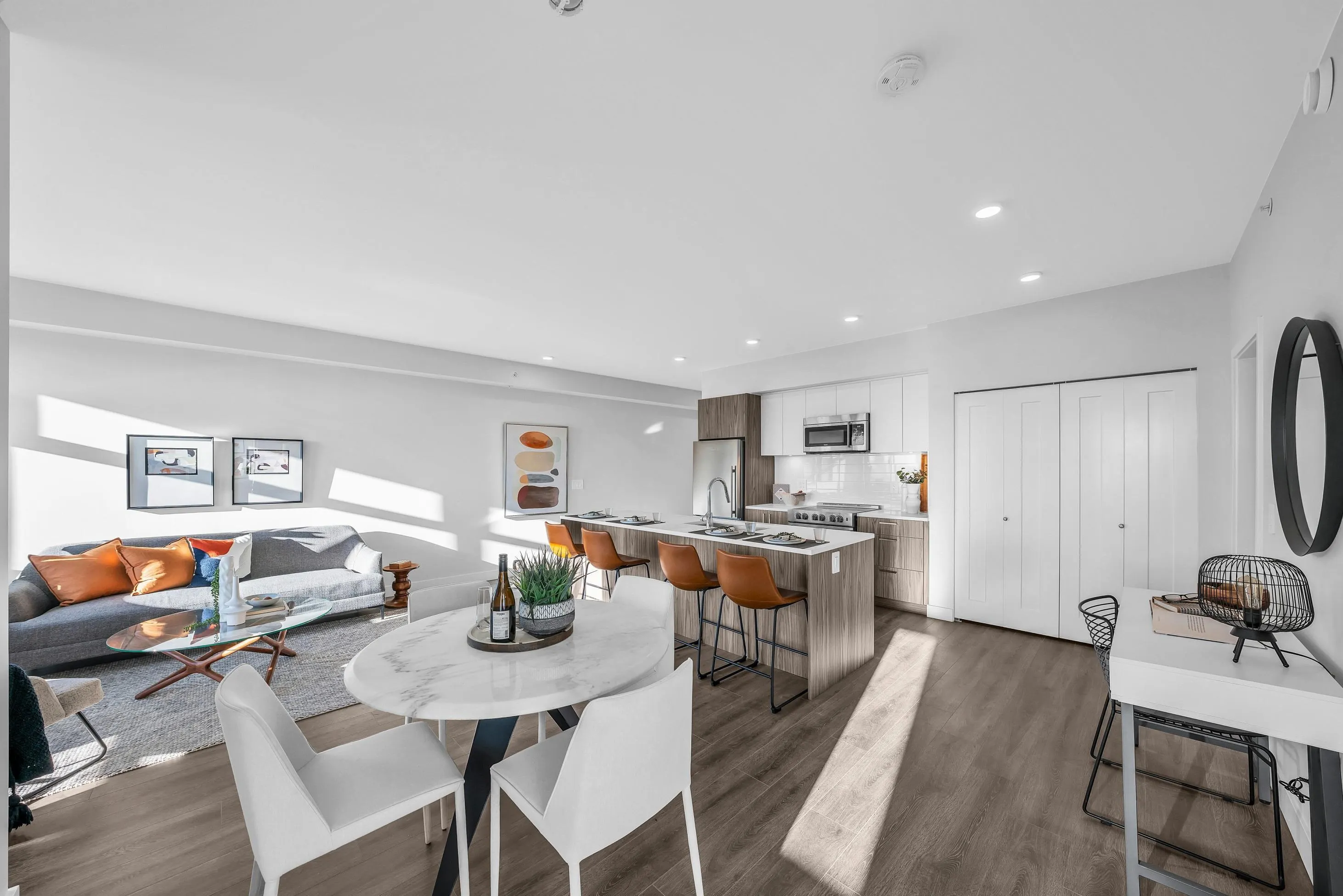 404 5535 Hastings Street