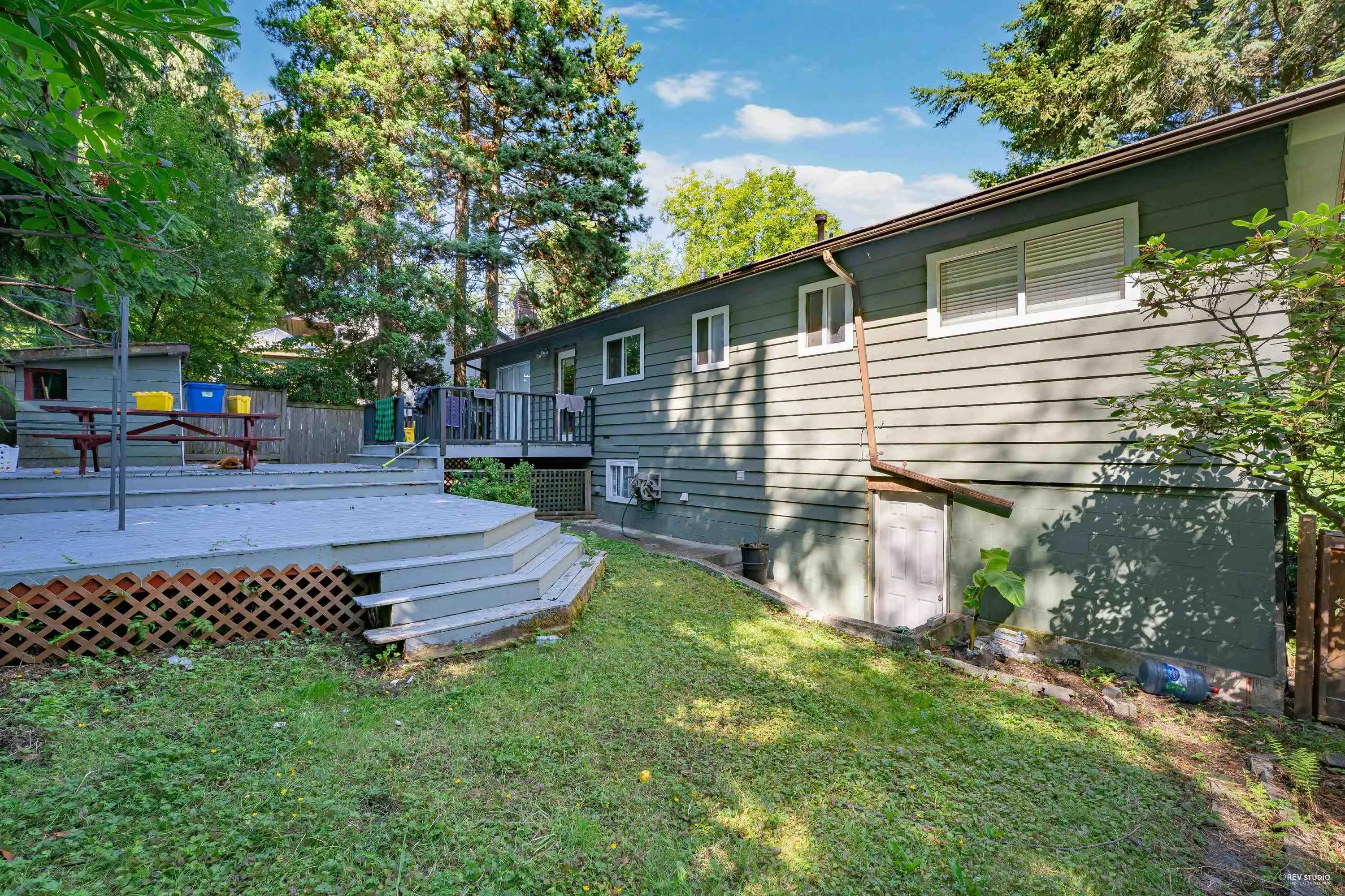 8547 Arpe Crescent
