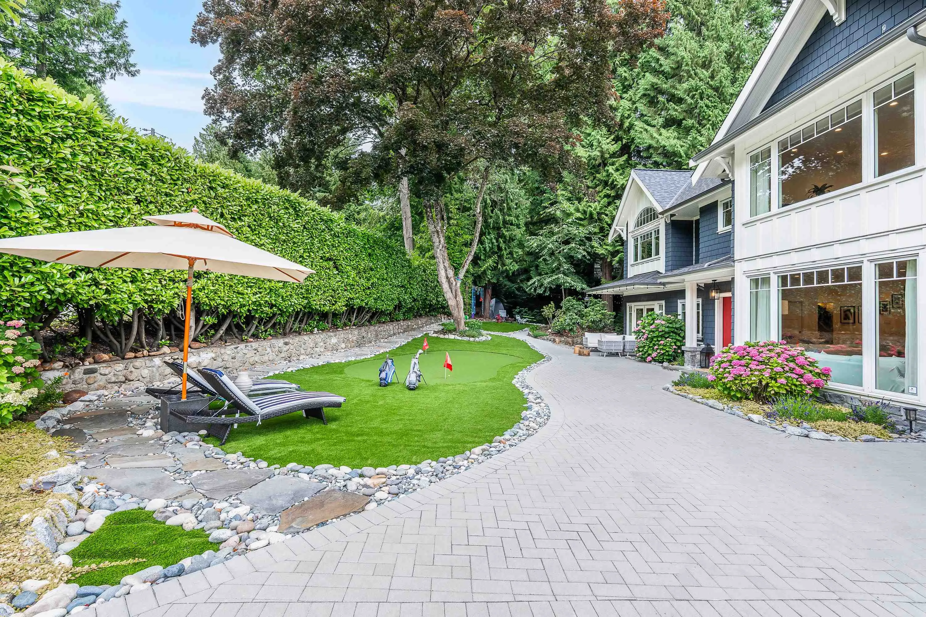 4710 Caulfeild Drive