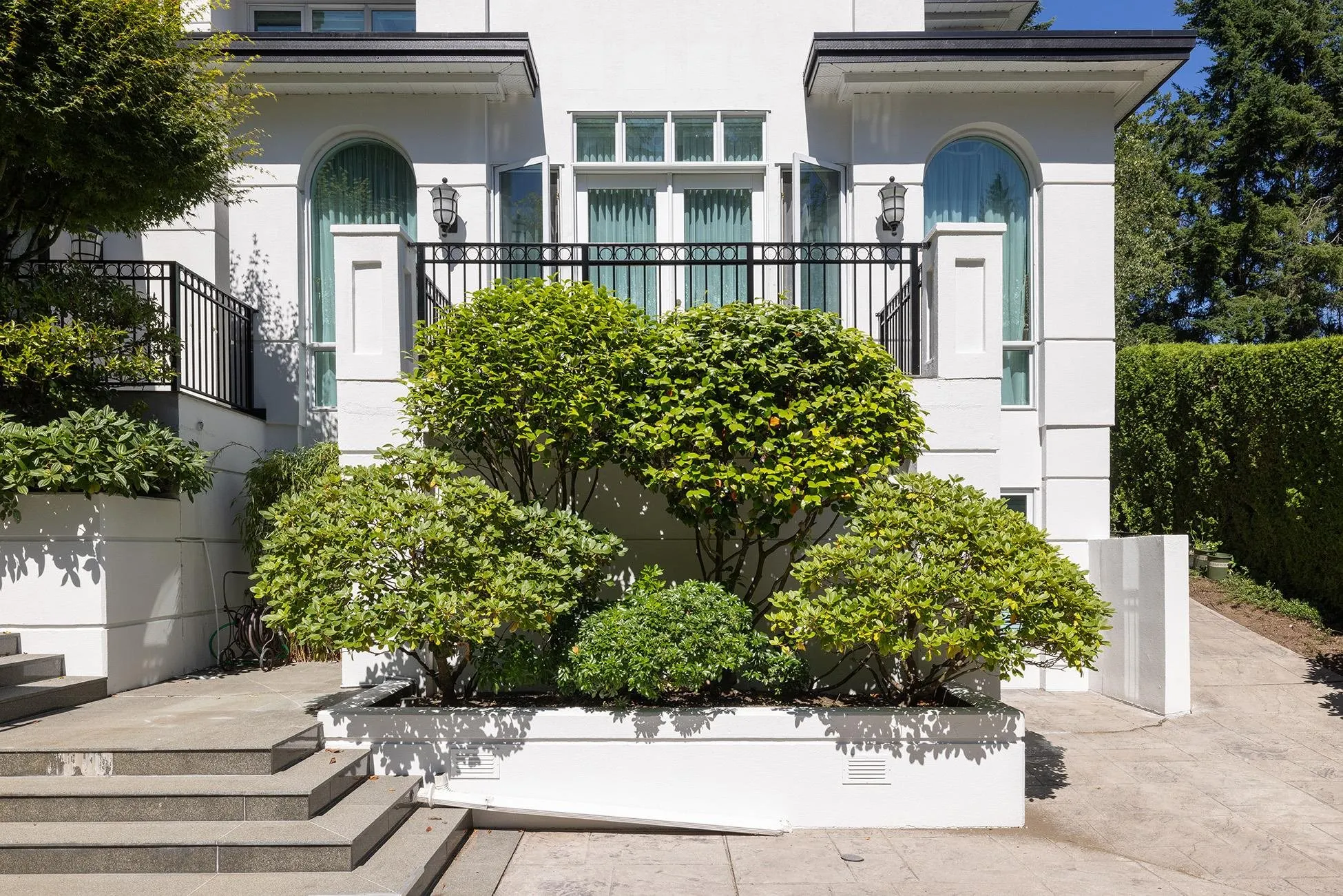 835 Highland Drive