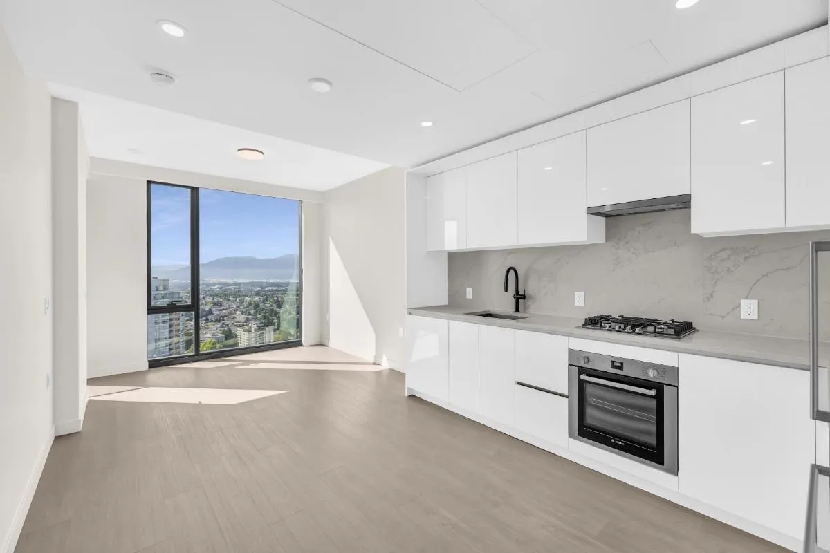 3305 5987 Wilson Avenue