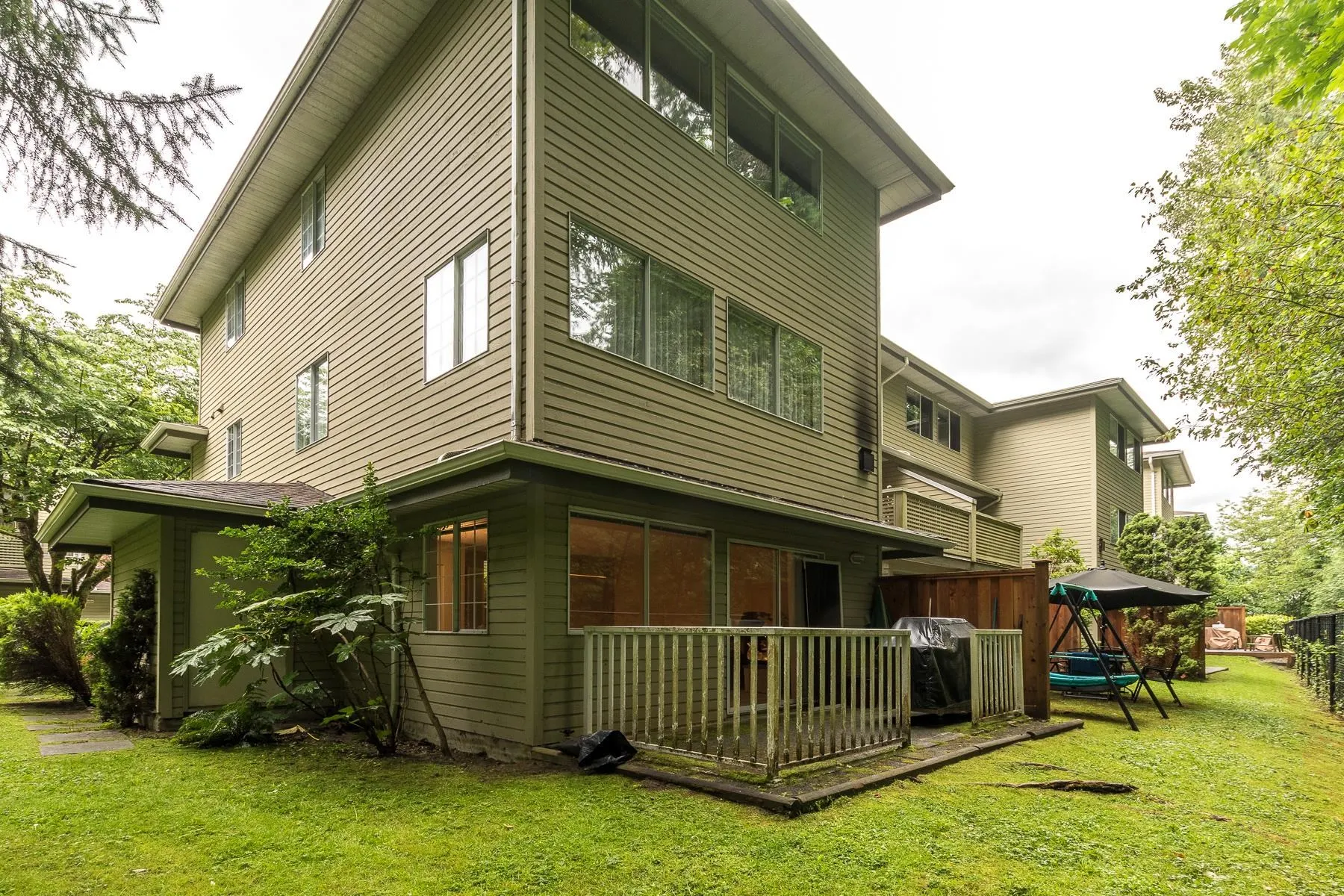 150 1386 Lincoln Drive