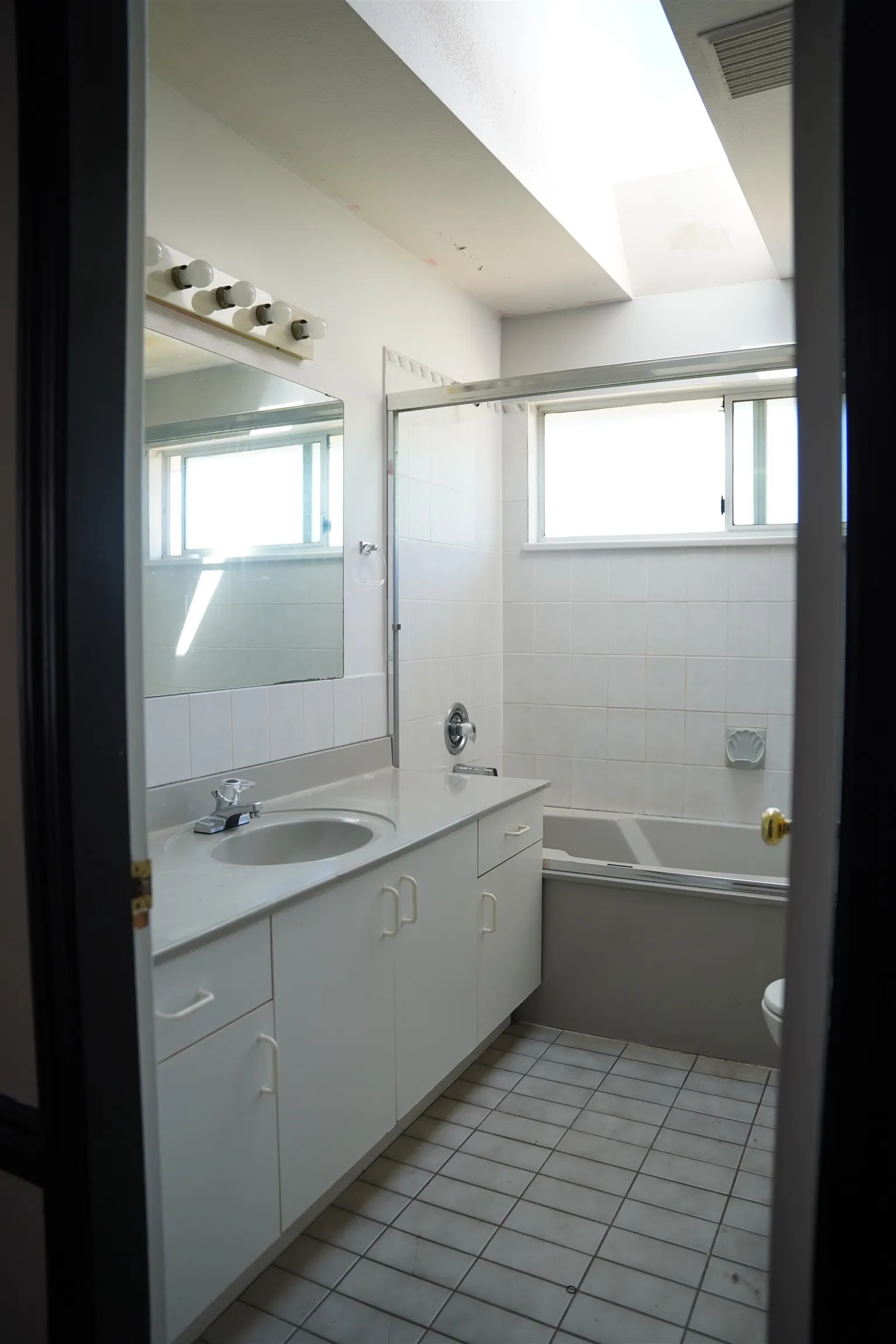 15032 70a Avenue