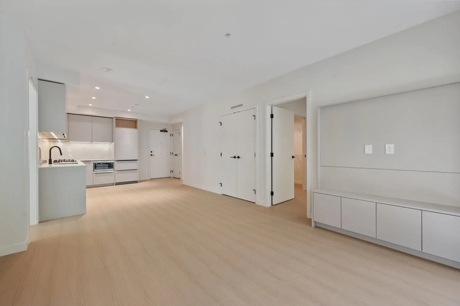 60X 2015 St Johns Street