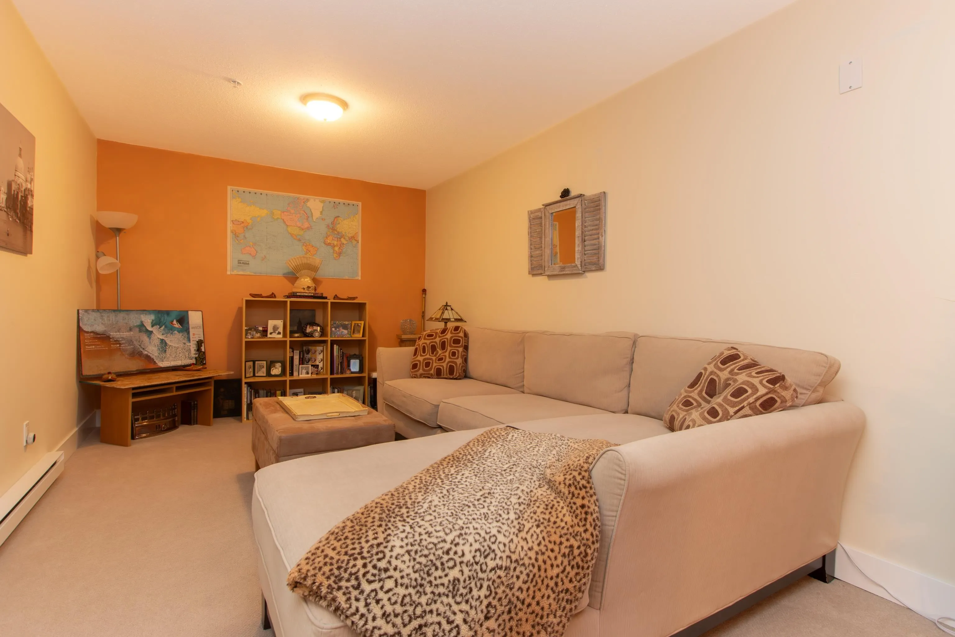 4 1024 Glacier View Drive