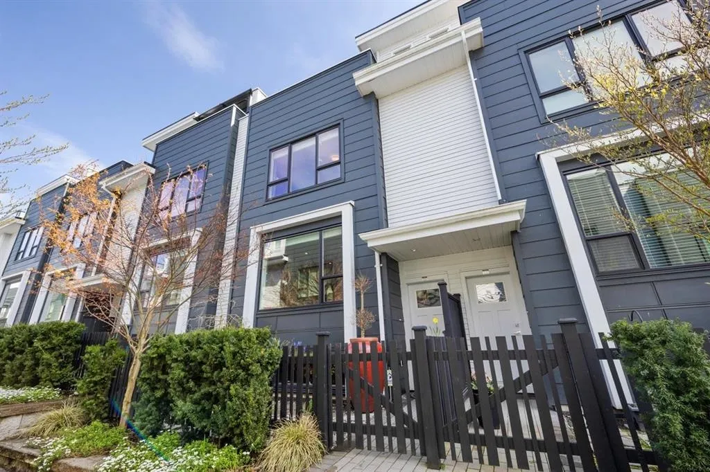 121 2280 163 Street