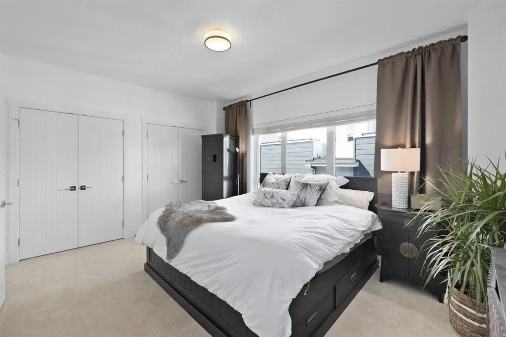 121 2280 163 Street