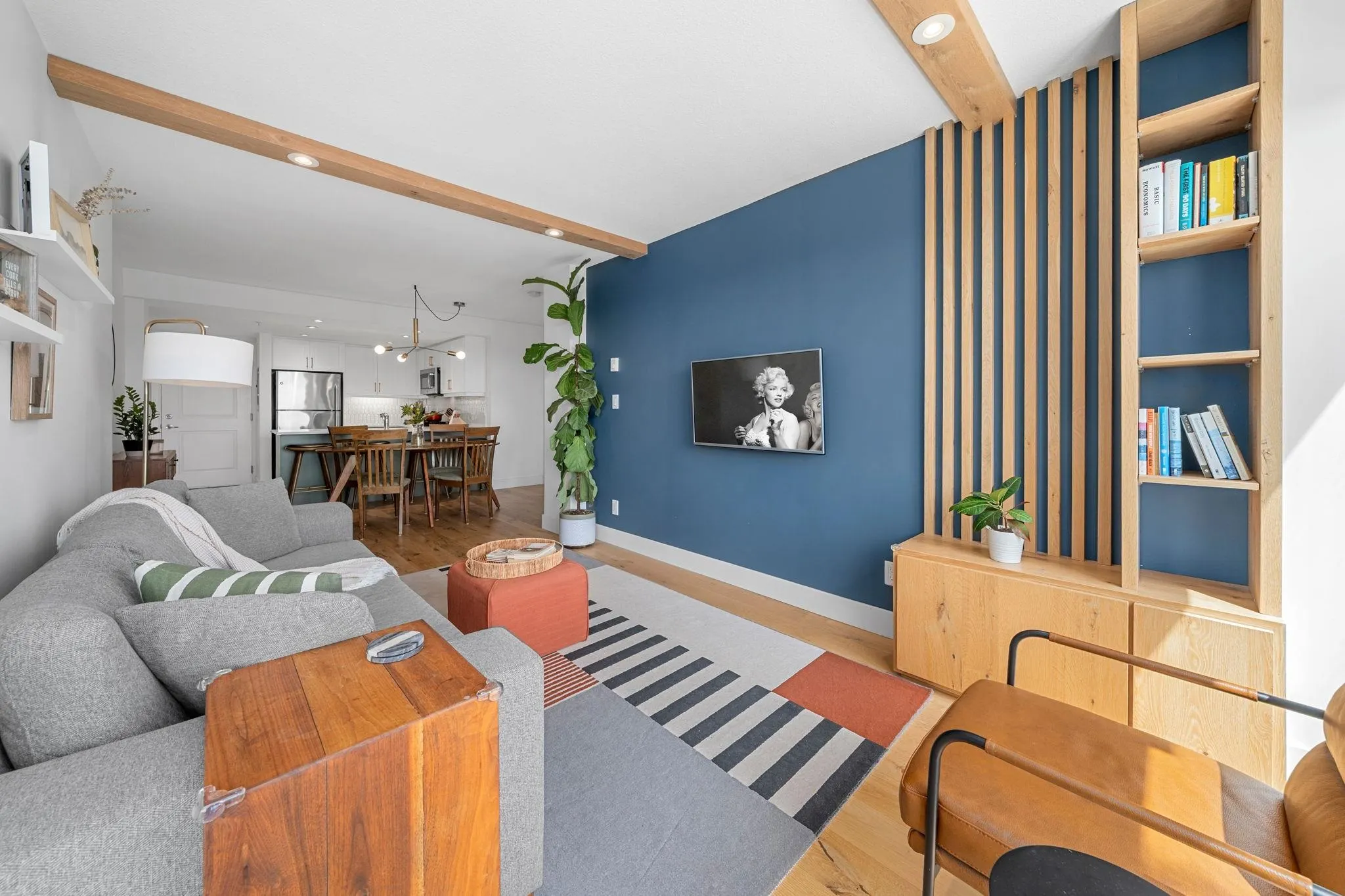 404 3811 Hastings Street