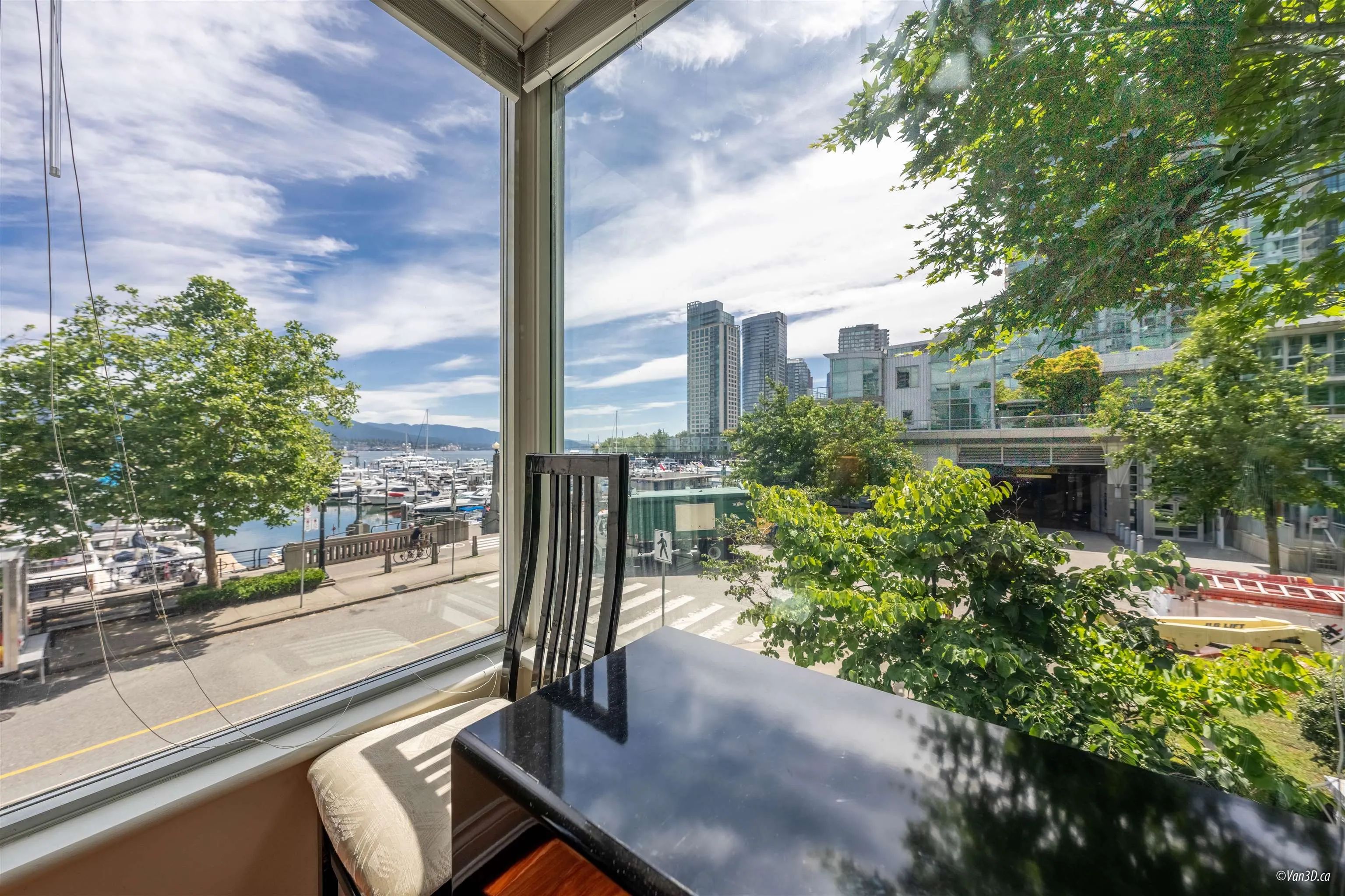 201 1520 Coal Harbour Quay