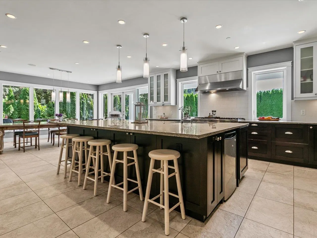 320 Moyne Drive