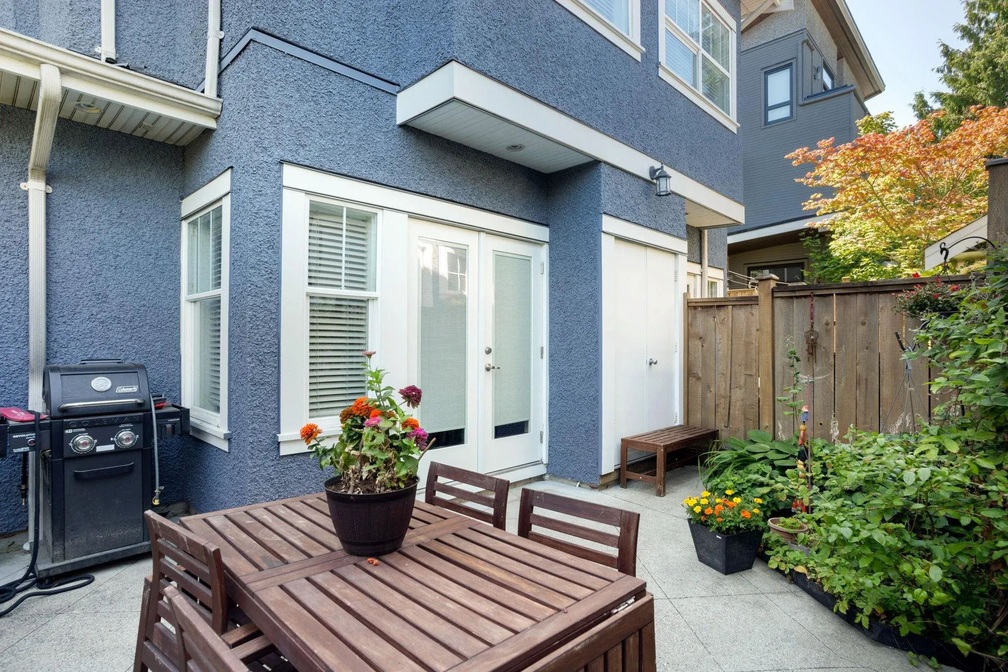 49 E 13th Avenue