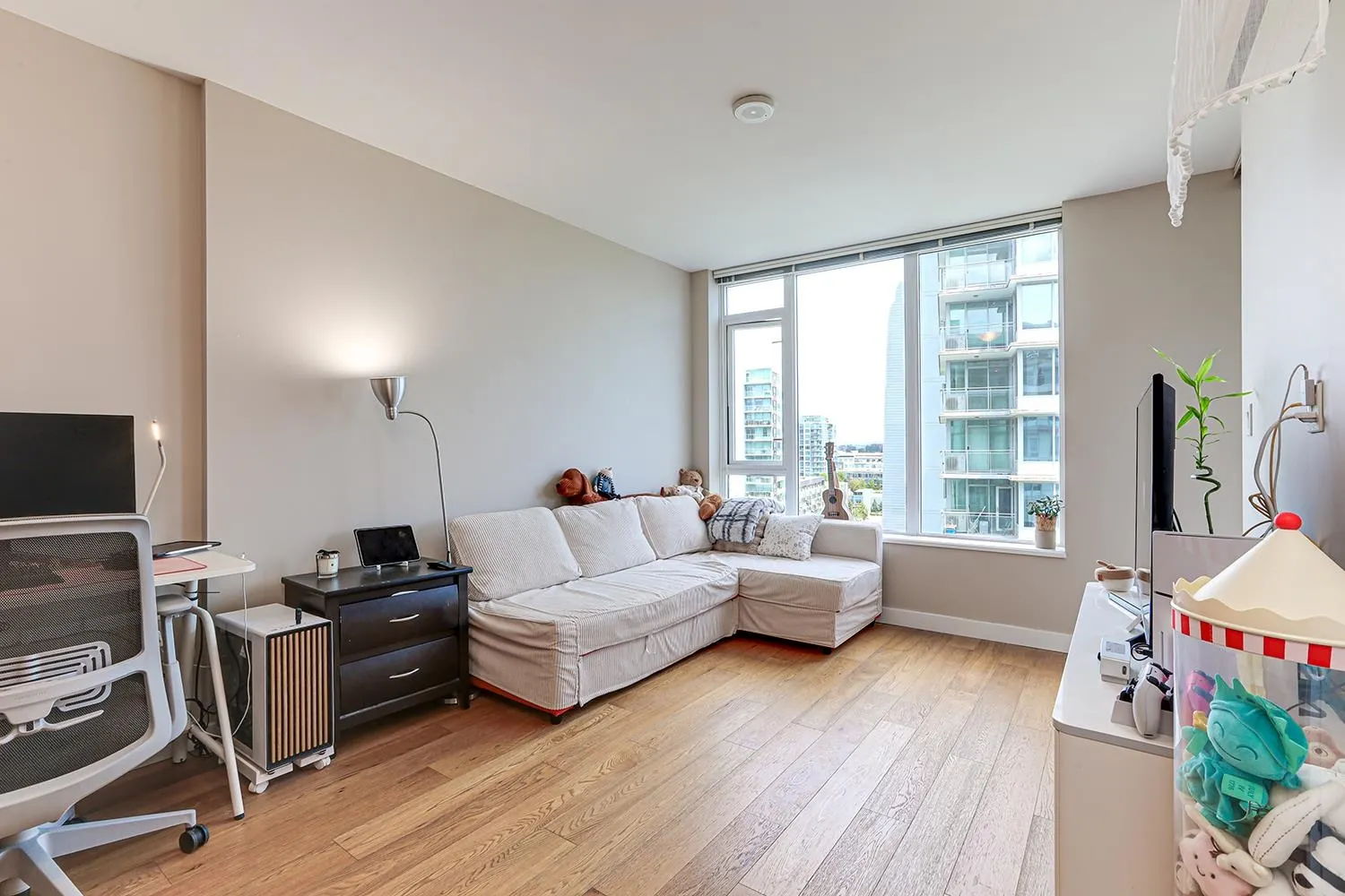 1001 6951 Elmbridge Way