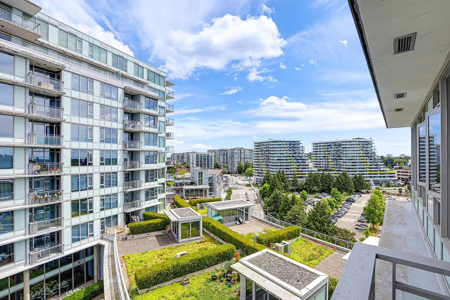 1001 6951 Elmbridge Way