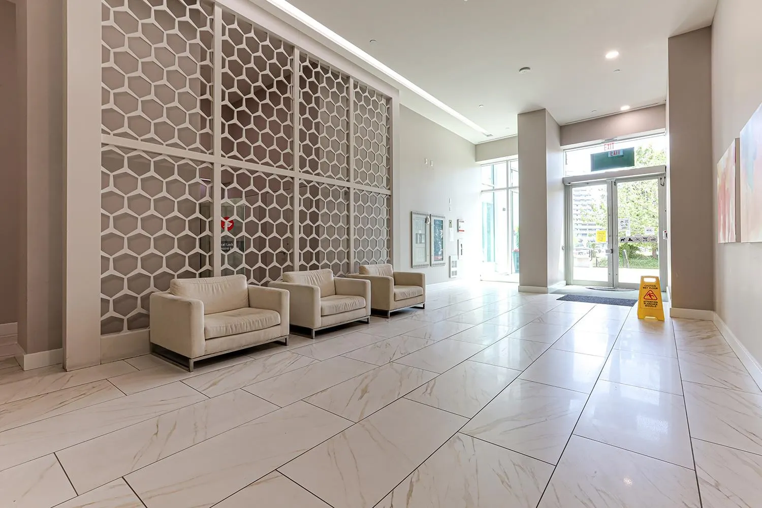 1001 6951 Elmbridge Way