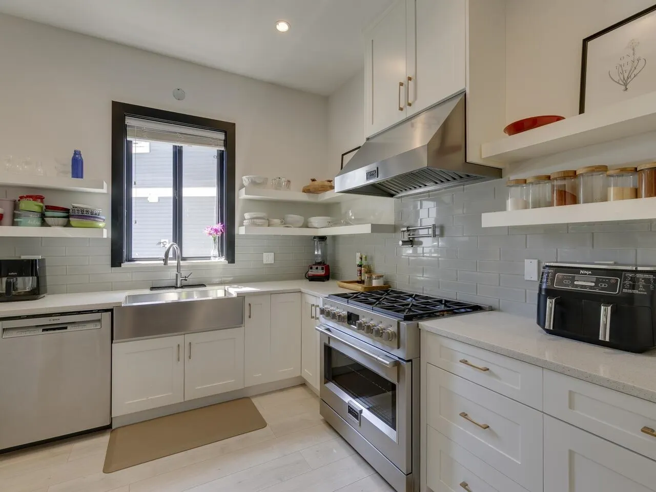 4446 Emily Carr Place